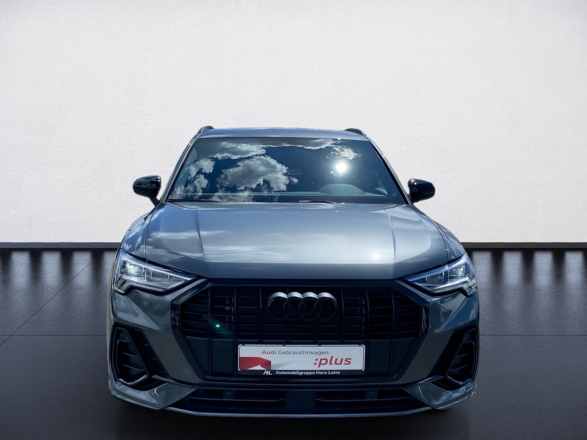 Q3 35 TFSI S line S-tronic Matrix Navi ACC AHK RFK