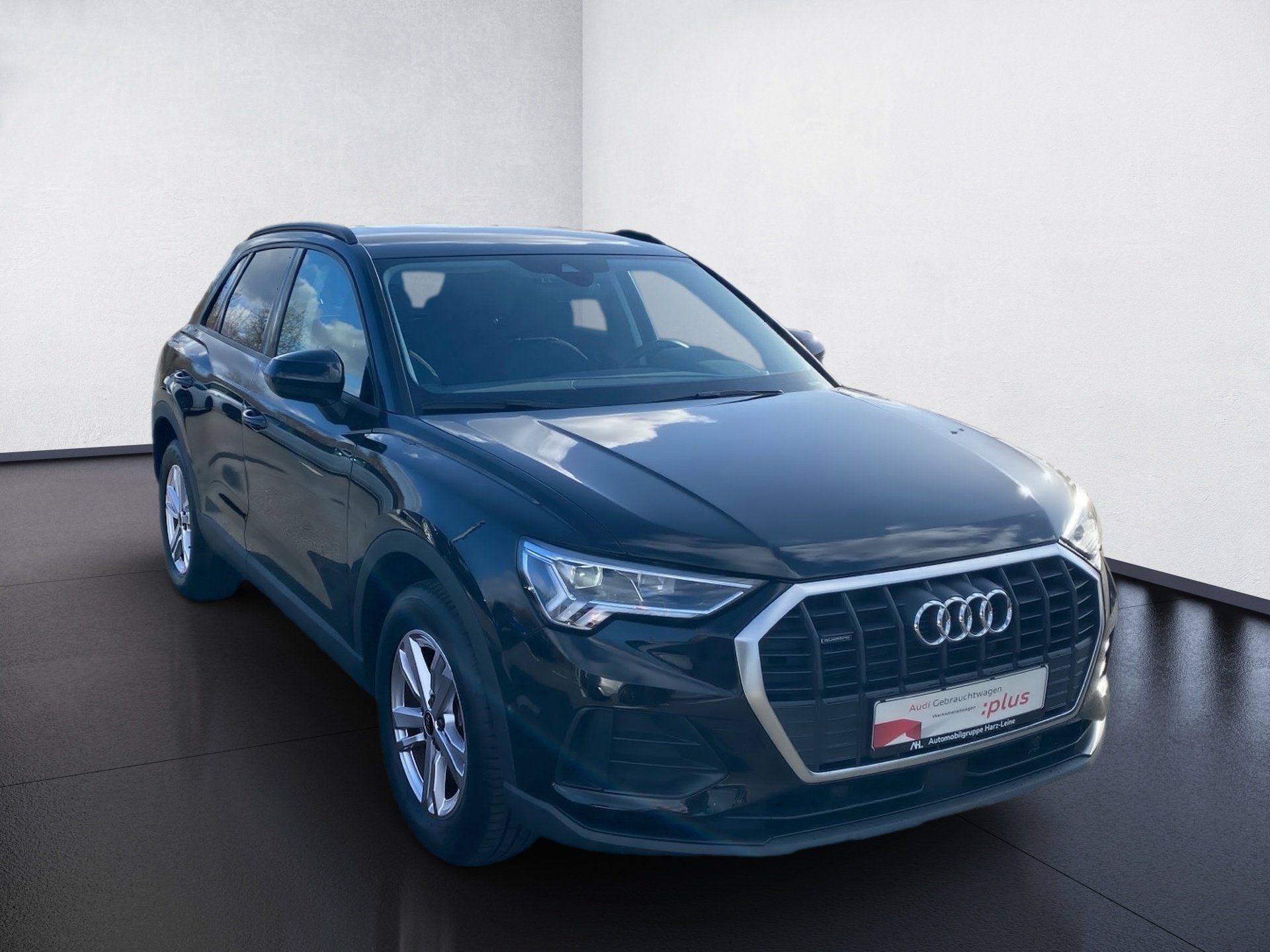 Q3 40 TDI quattro S-tronic LED Navi ACC RFK PDC SHZ
