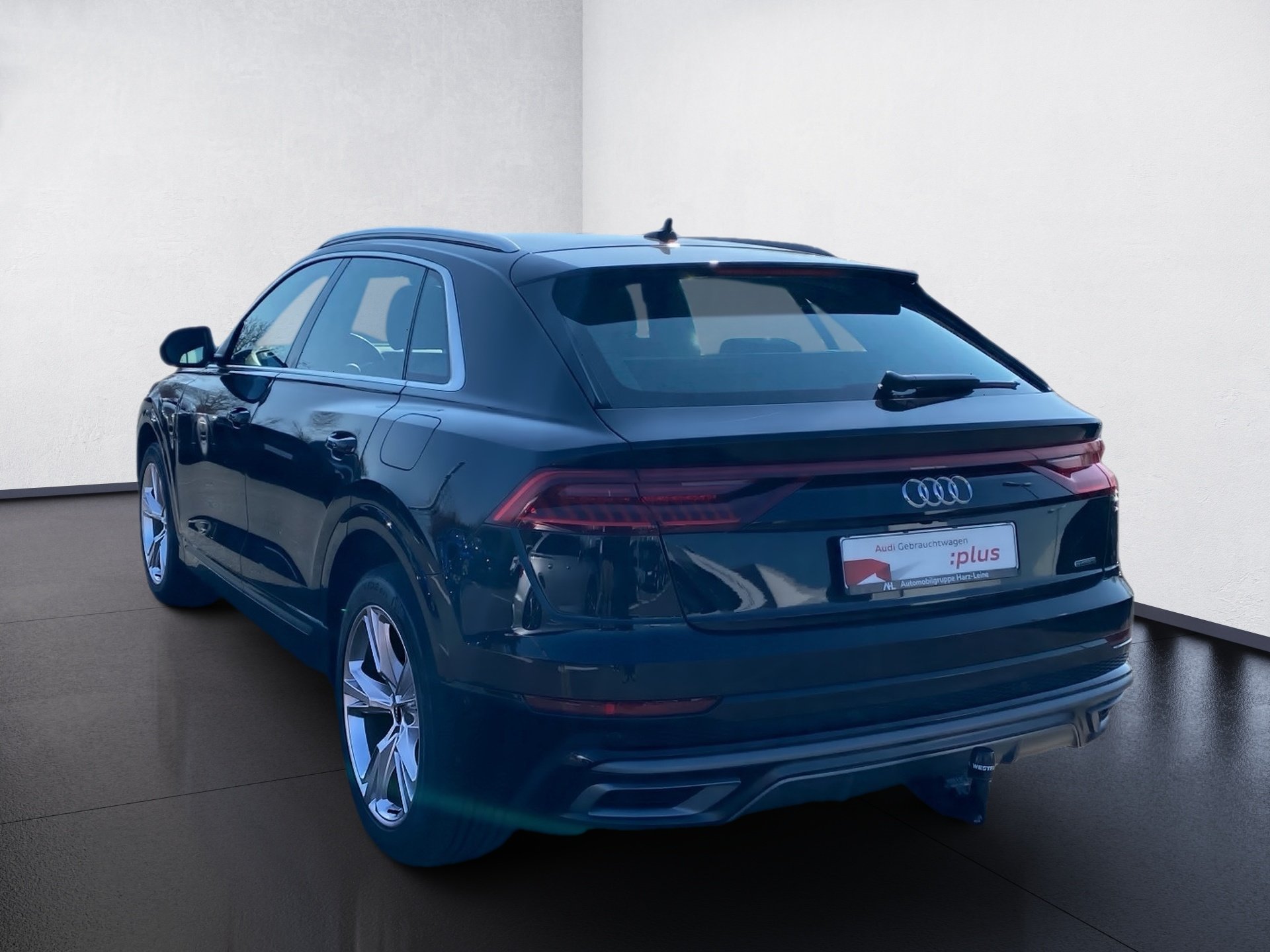 Q8 55 TFSIe S line quattro Tiptronic HD-Matrix HuD Nachtsicht AHK