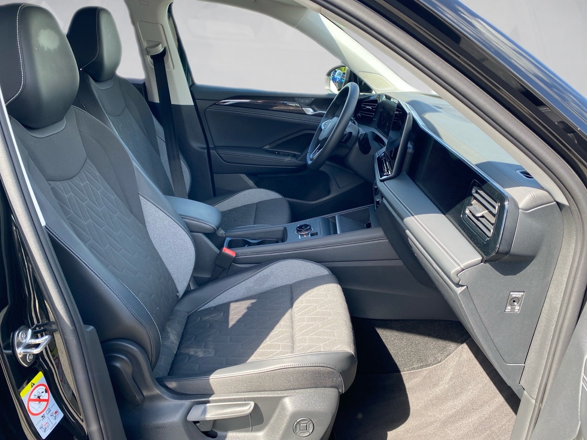 Tiguan 2.0 TDI Goal DSG AHK Navi LED+ ACC AreaView