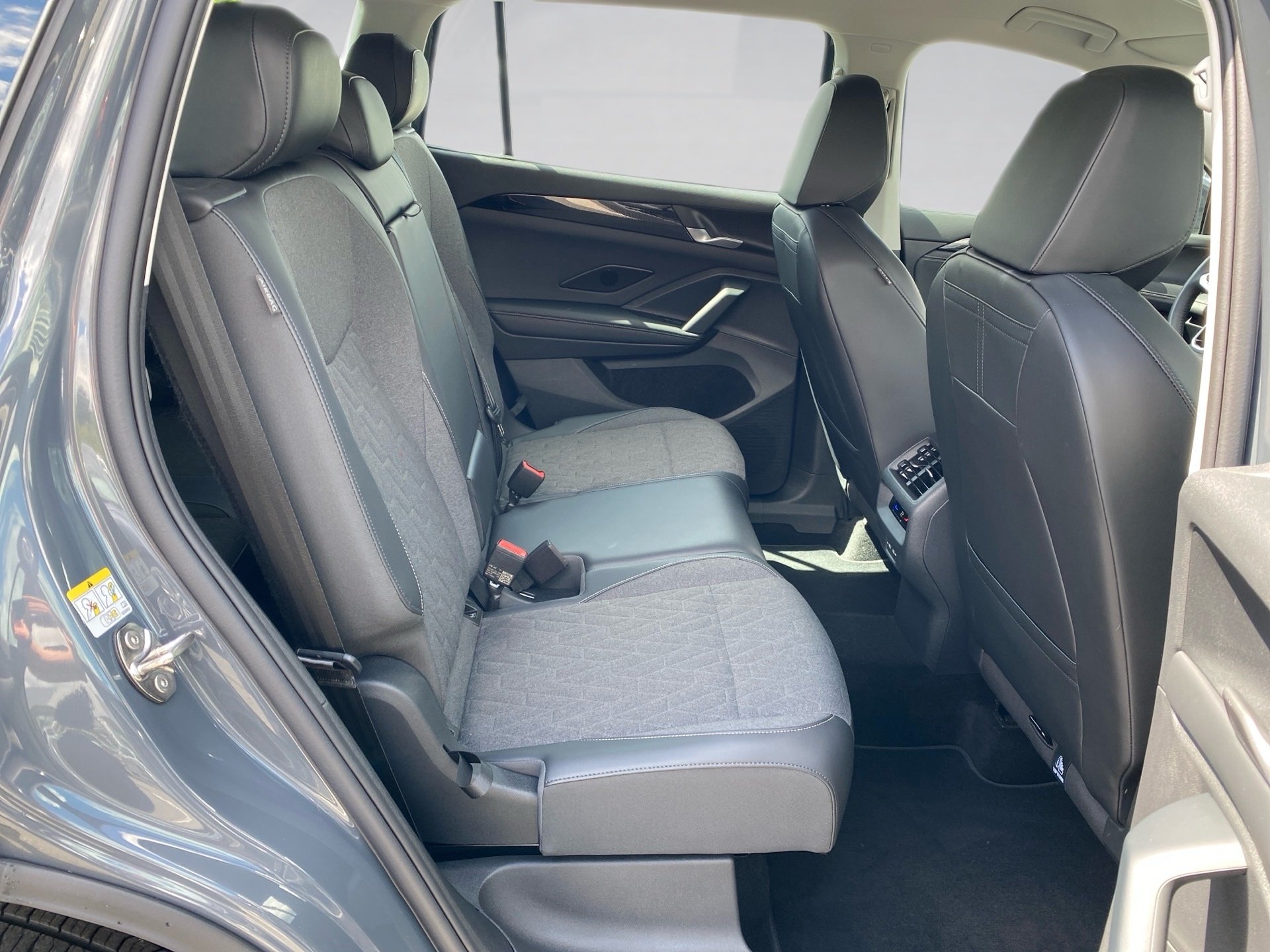 Tayron 2.0 TDI Life 4M DSG HD-Matrix AHK Navi ACC 7-Sitzer