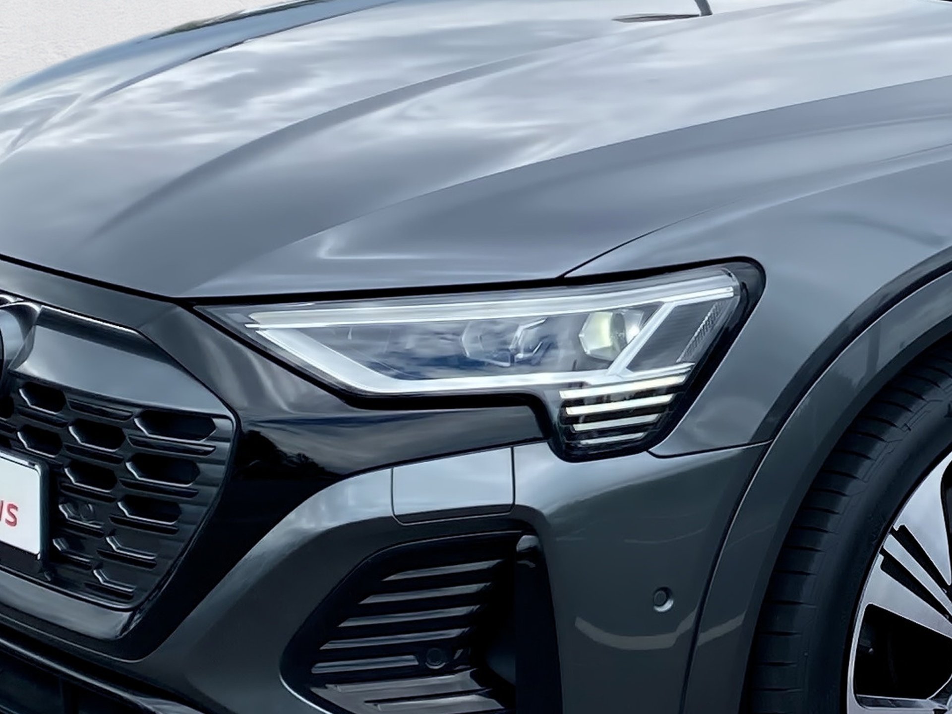 Q8 e-tron 55 S line Edition quattro Matrix Navi AHK ACC Pano