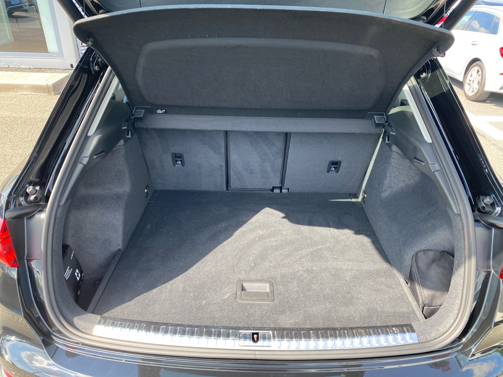 Q3 35 TFSI S-tronic AHK Navi ACC RFK Leder Sitzhzg.
