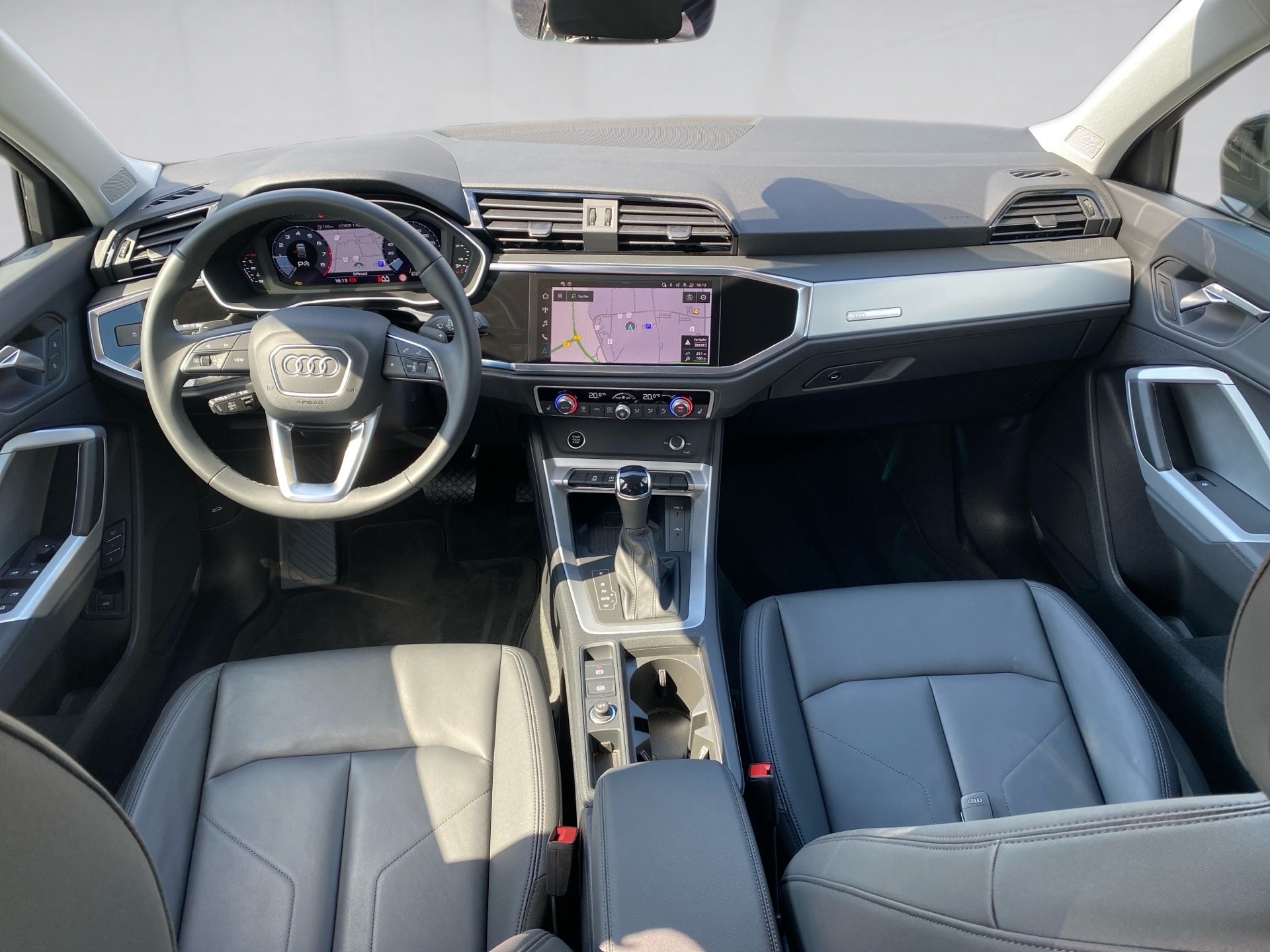 Q3 35 TFSI S-tronic AHK Navi ACC RFK Leder Sitzhzg.