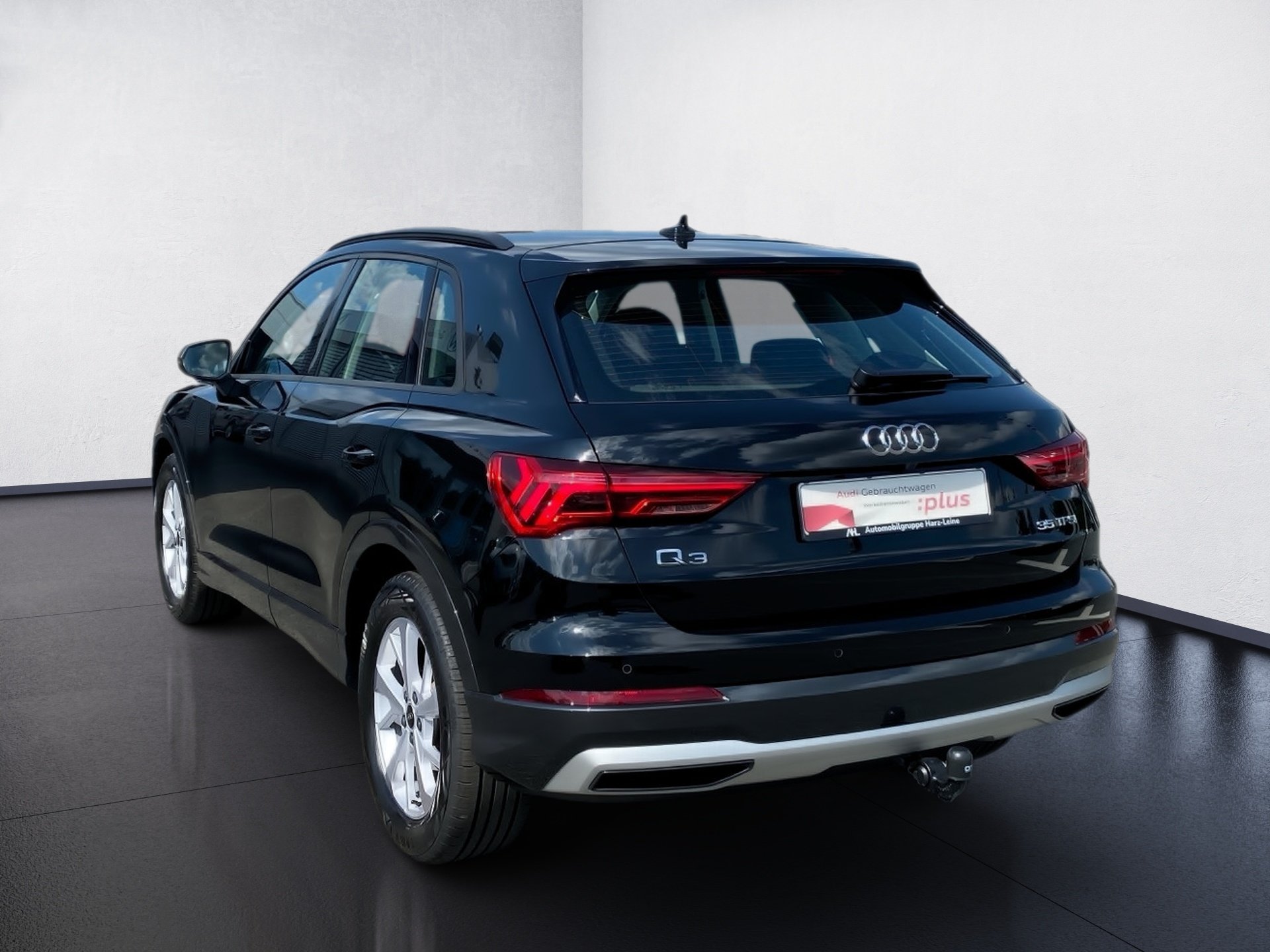 Q3 35 TFSI S-tronic AHK Navi ACC RFK Leder Sitzhzg.