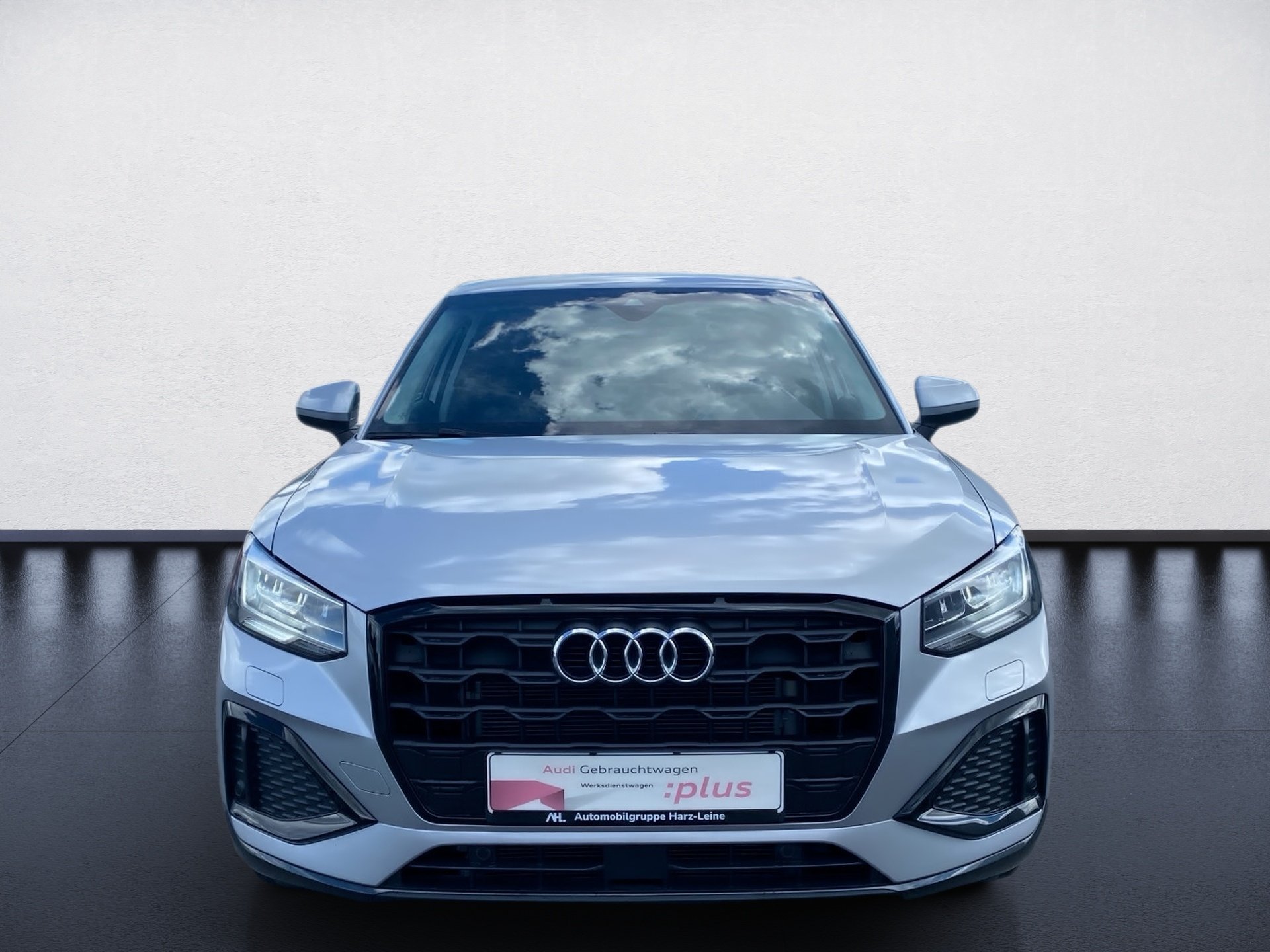 Q2 35 TFSI advanced S-tronic AHK LED GRA Optik schwarz