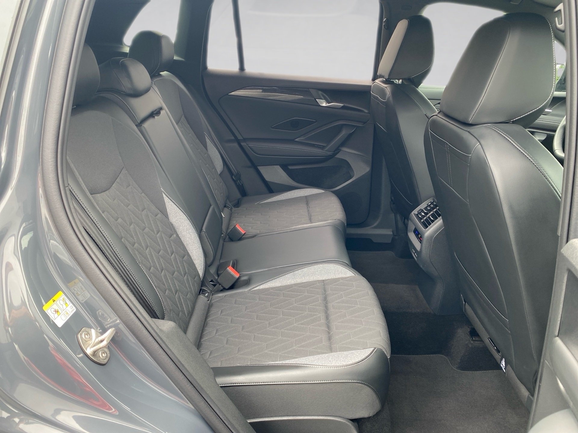 Tiguan 1.5 eTSI GOAL DSG HD-Matrix AHK Navi ACC AreaView