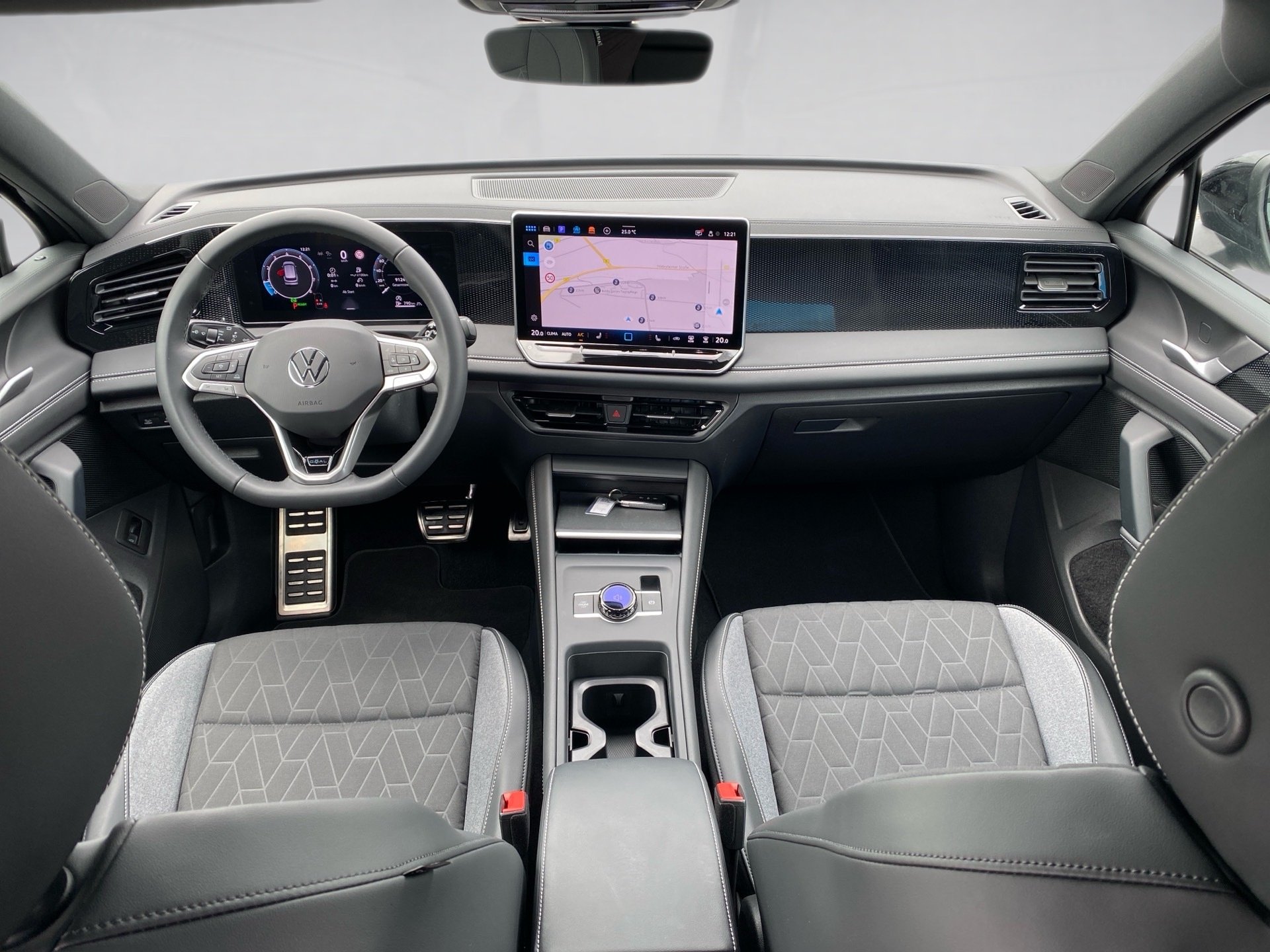 Tiguan 1.5 eTSI GOAL DSG HD-Matrix AHK Navi ACC AreaView