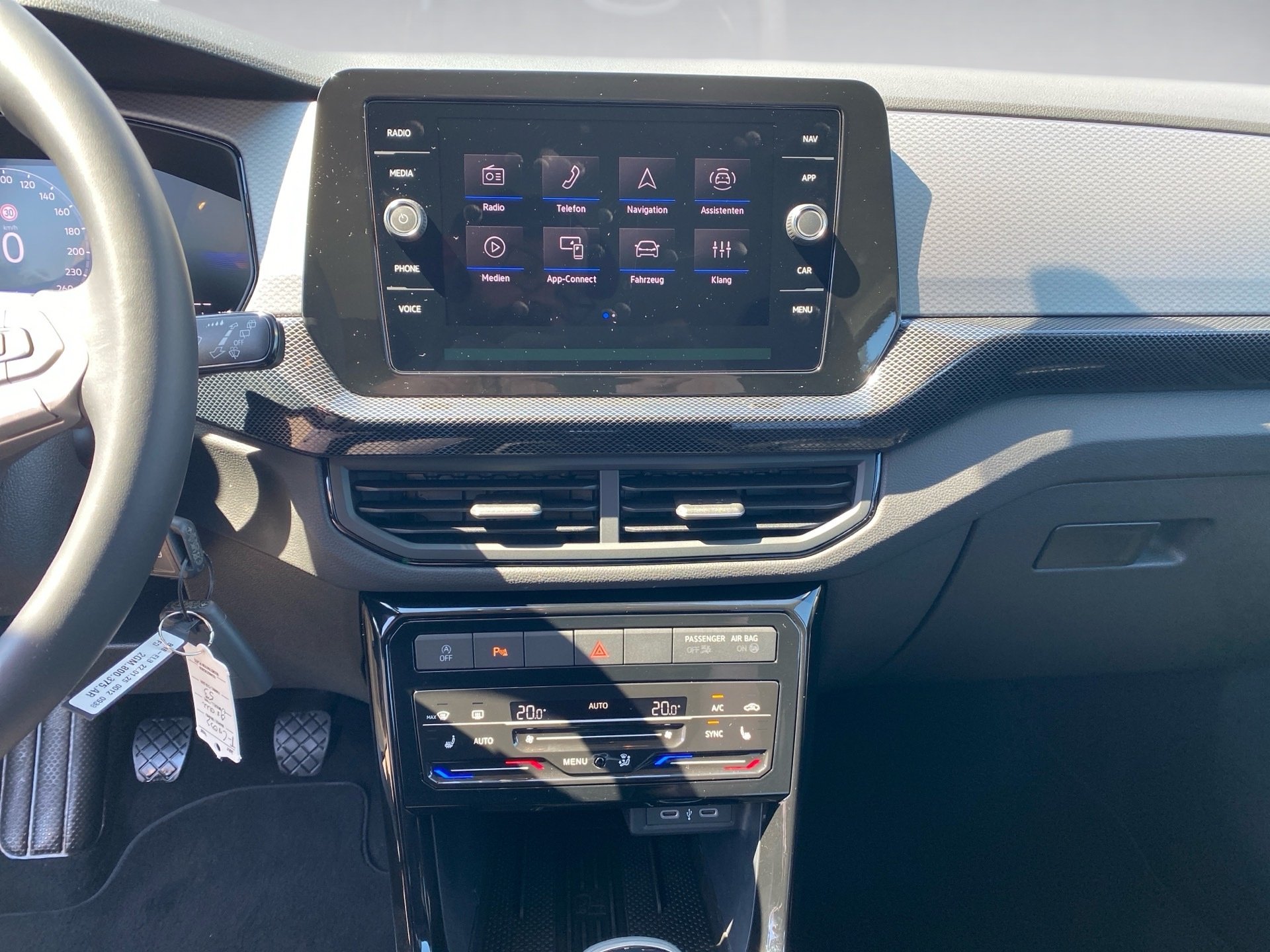 T-Cross 1.0 TSI Life LED ACC PDC App-Connect ACC