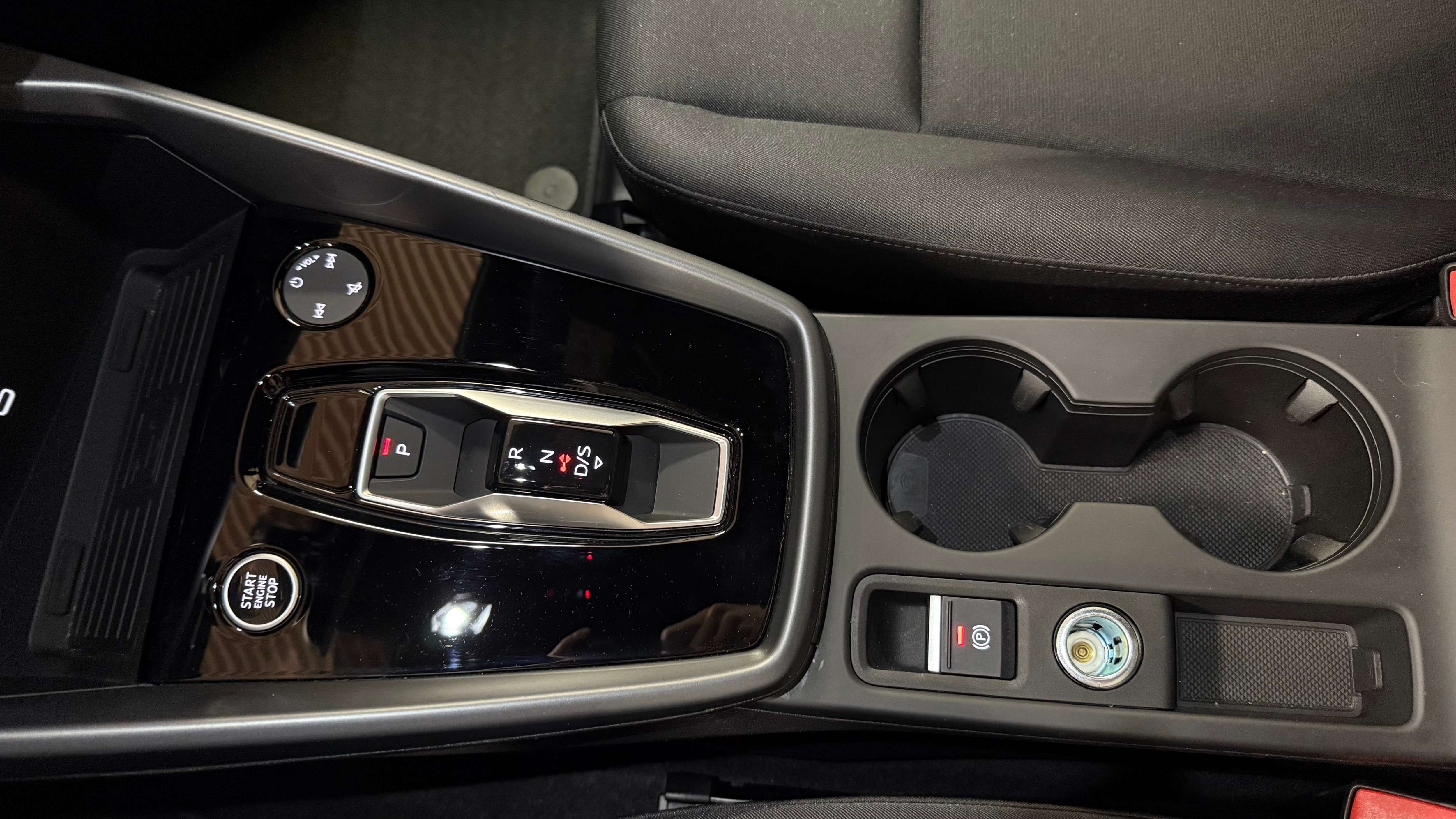 A3 Sportback 35 TFSI S-tronic LED Navi ACC RFK PDC SHZ