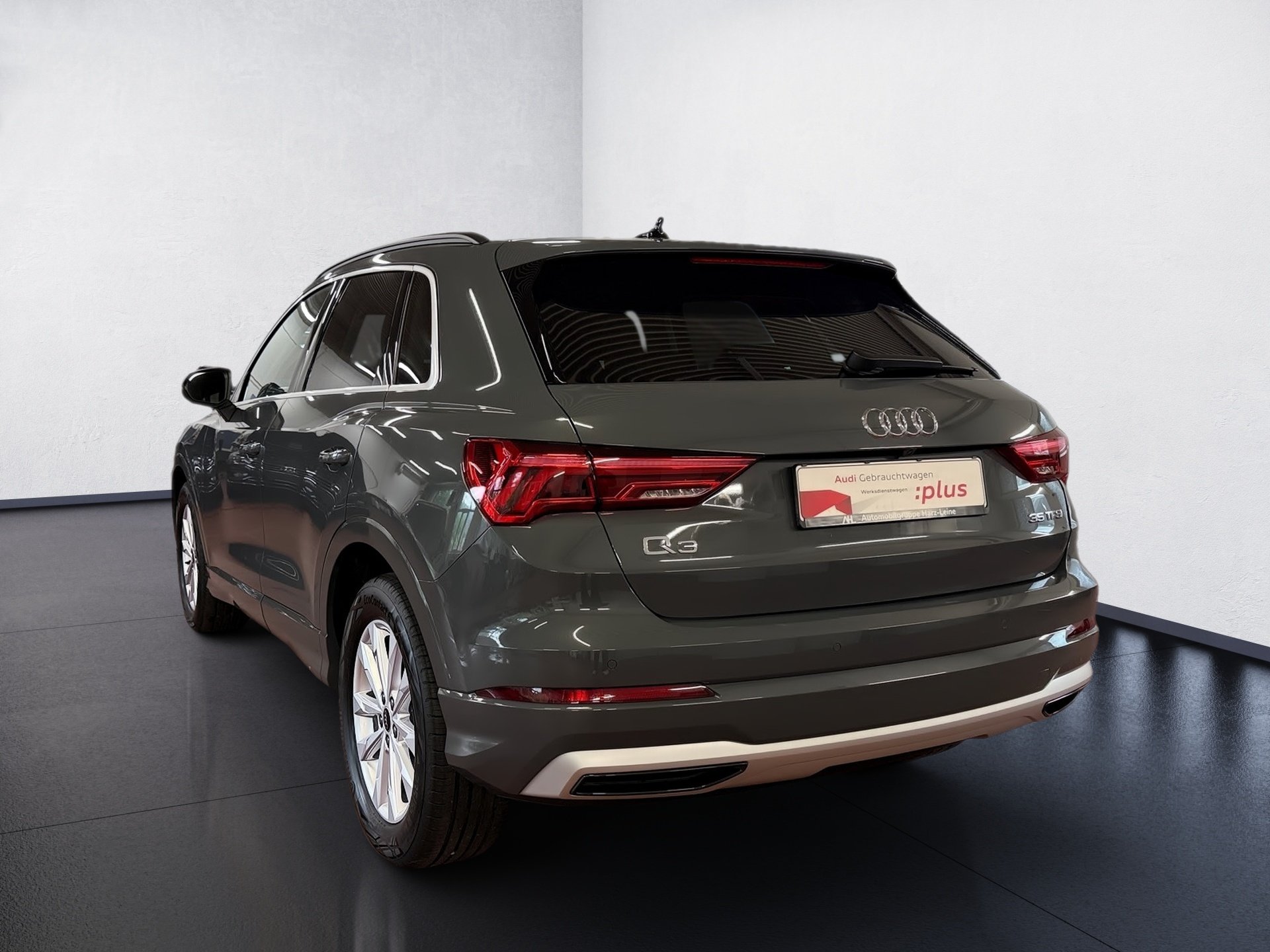 Q3 35 TFSI advanced S-tronic AHK Navi ACC RFK