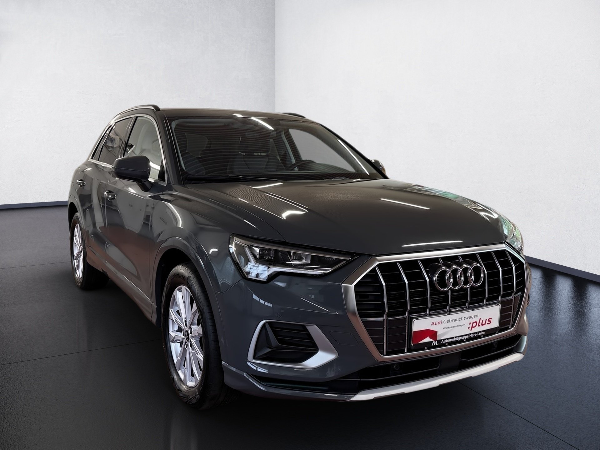 Q3 35 TFSI advanced S-tronic AHK Navi ACC RFK