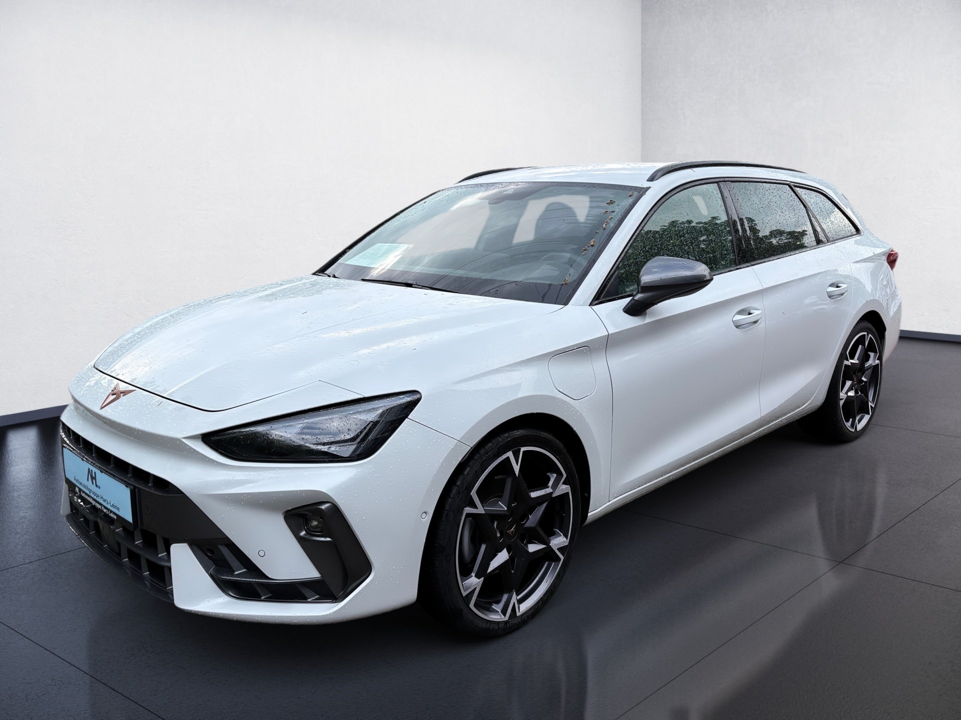 Leon Sportstourer e-Hybrid DSG *ab sofort*