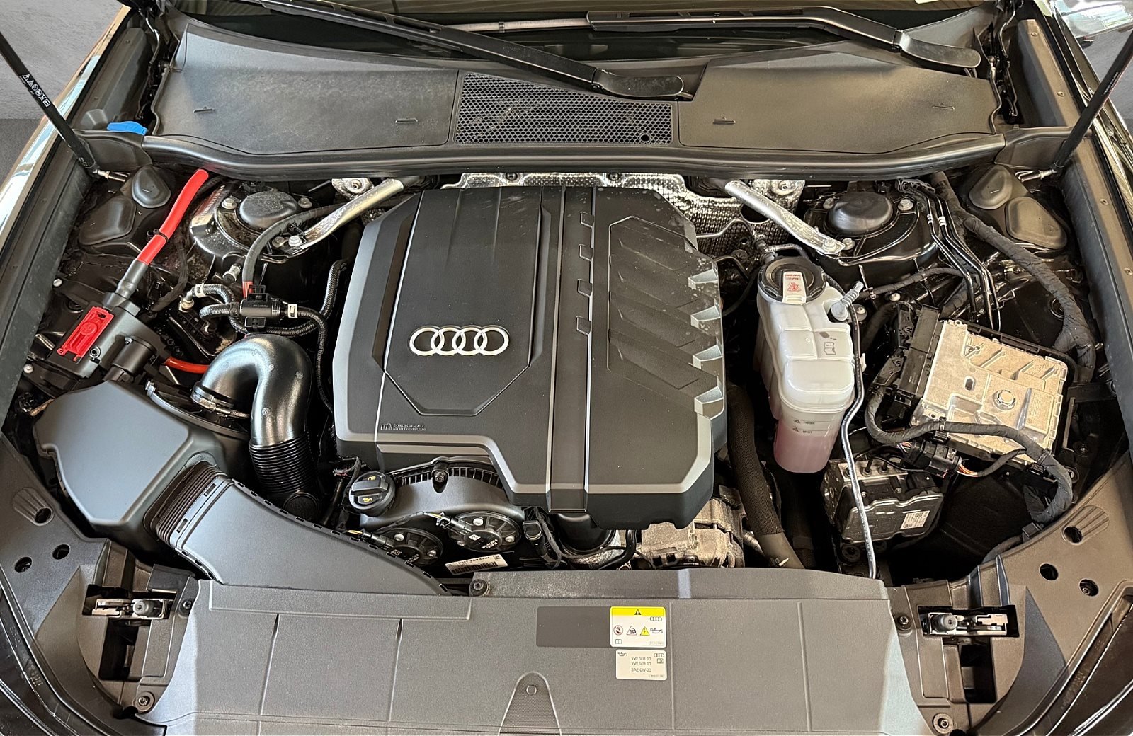 A6 Avant 45 TFSI advanced S-tronic Matrix Navi ACC AHK Leder RFK