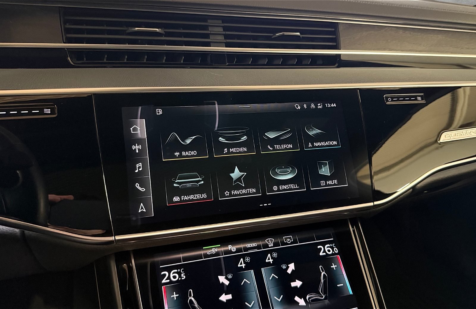 A8 60 TFSIe quattro Tiptronic Matrix ACC HuD Pano 360°