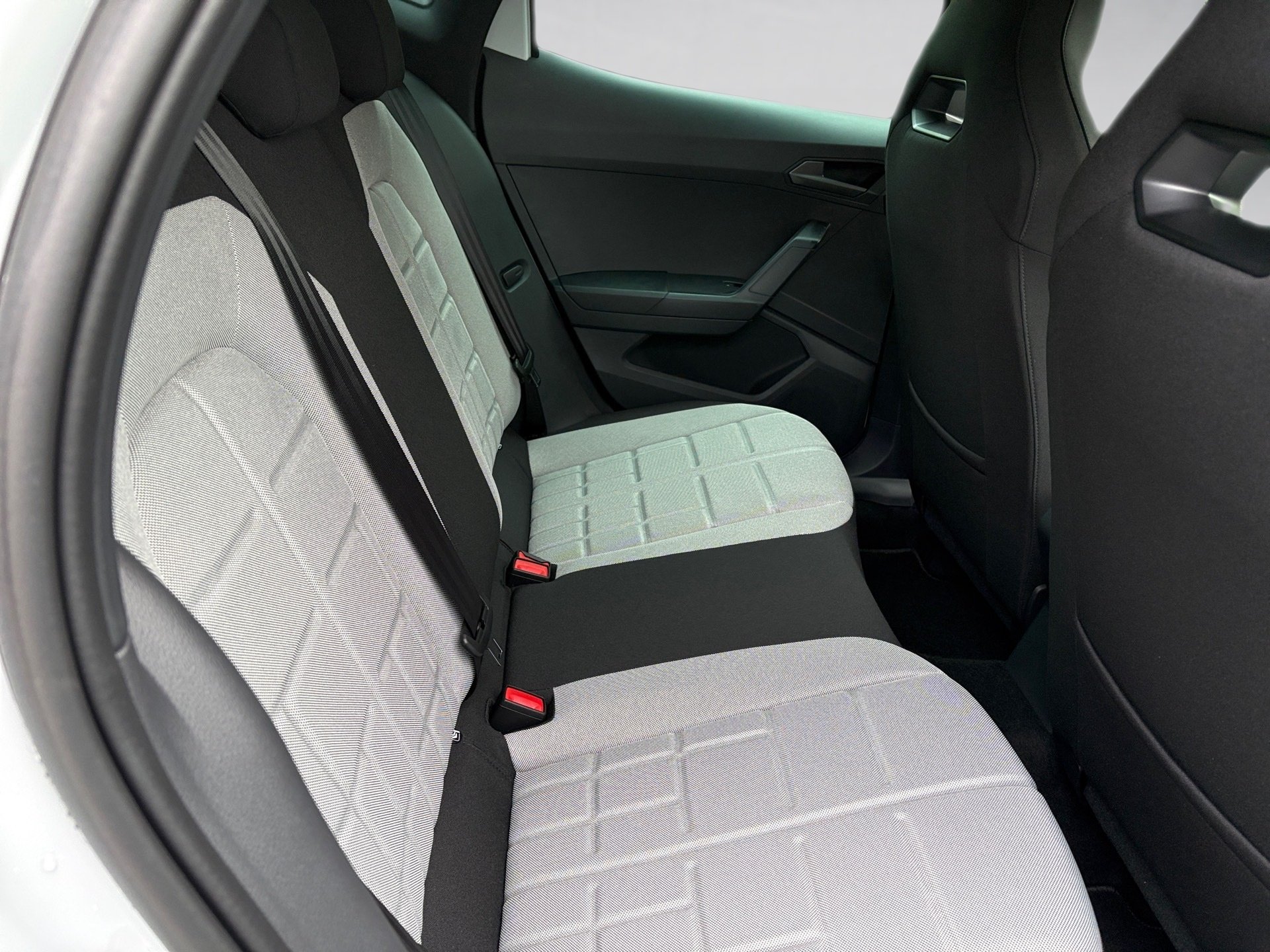 Arona Black Edition 1.0 TSI DSG *ab sofort*