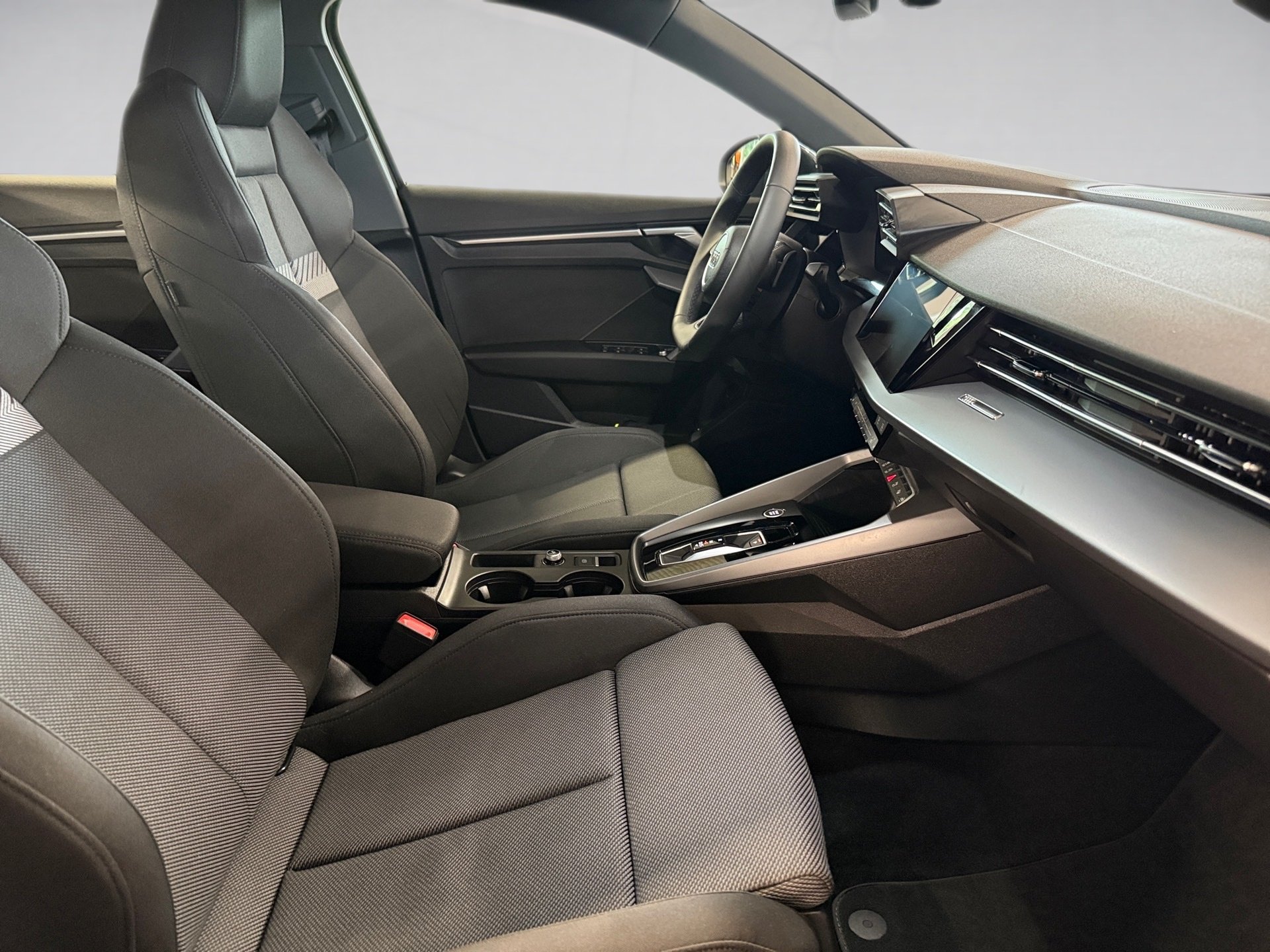 A3 Limousine 30 TFSI S line S-tronic Navi ACC RFK Optik schwarz plus