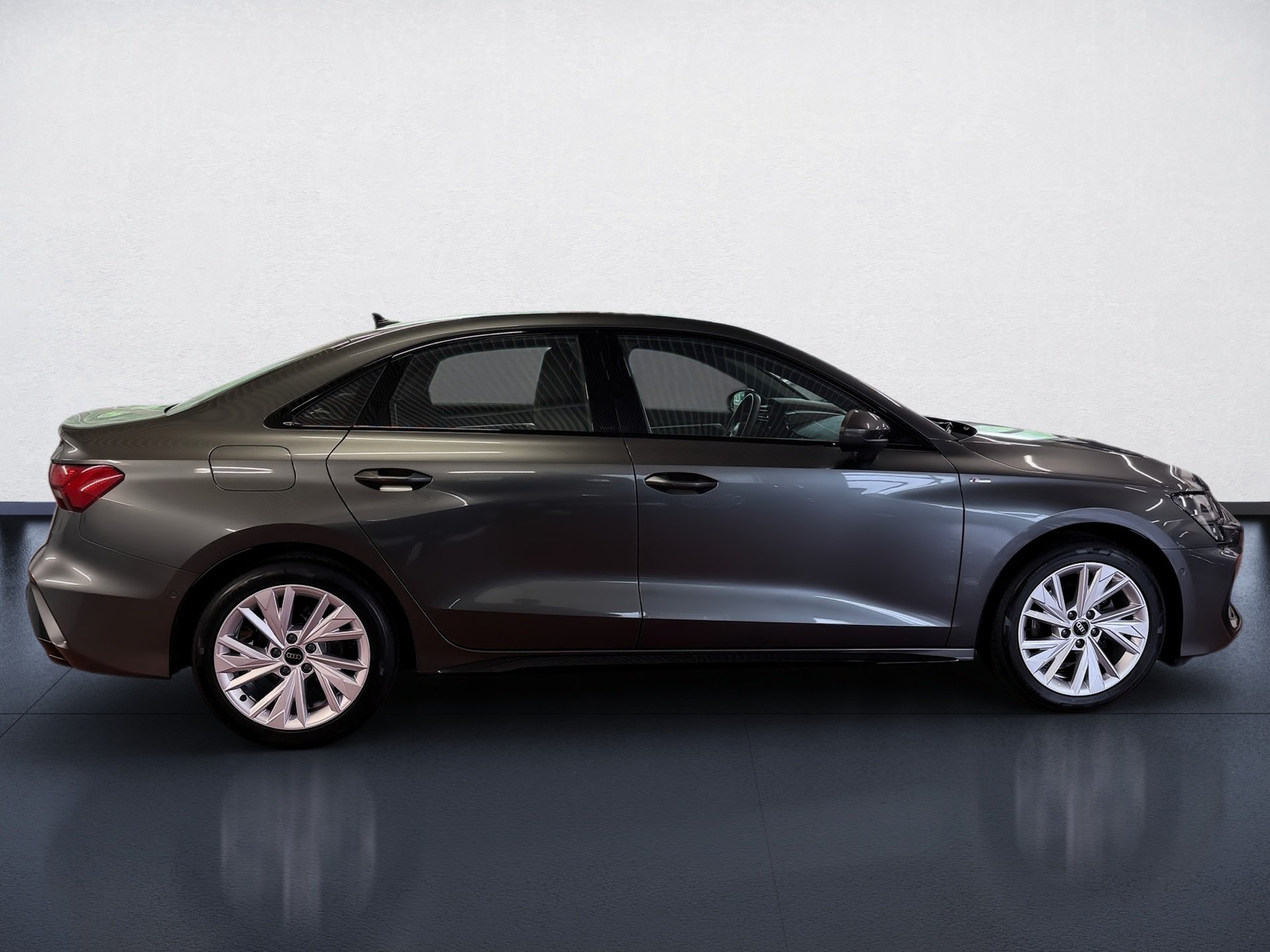 A3 Limousine 30 TFSI S line S-tronic Navi ACC RFK Optik schwarz plus