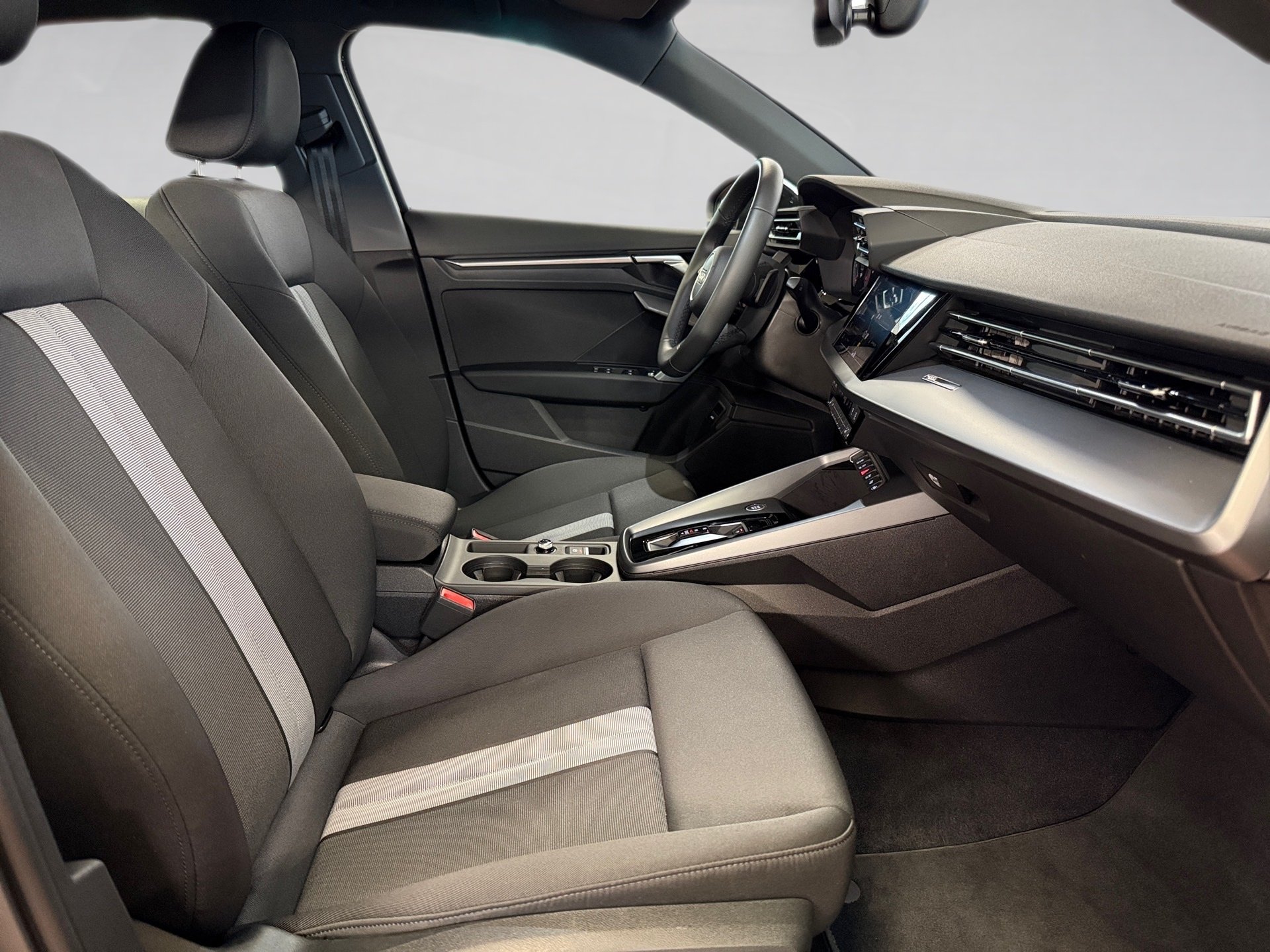 A3 Limousine 35 TFSI advanced S-tronic AHK Navi ACC LED RFK