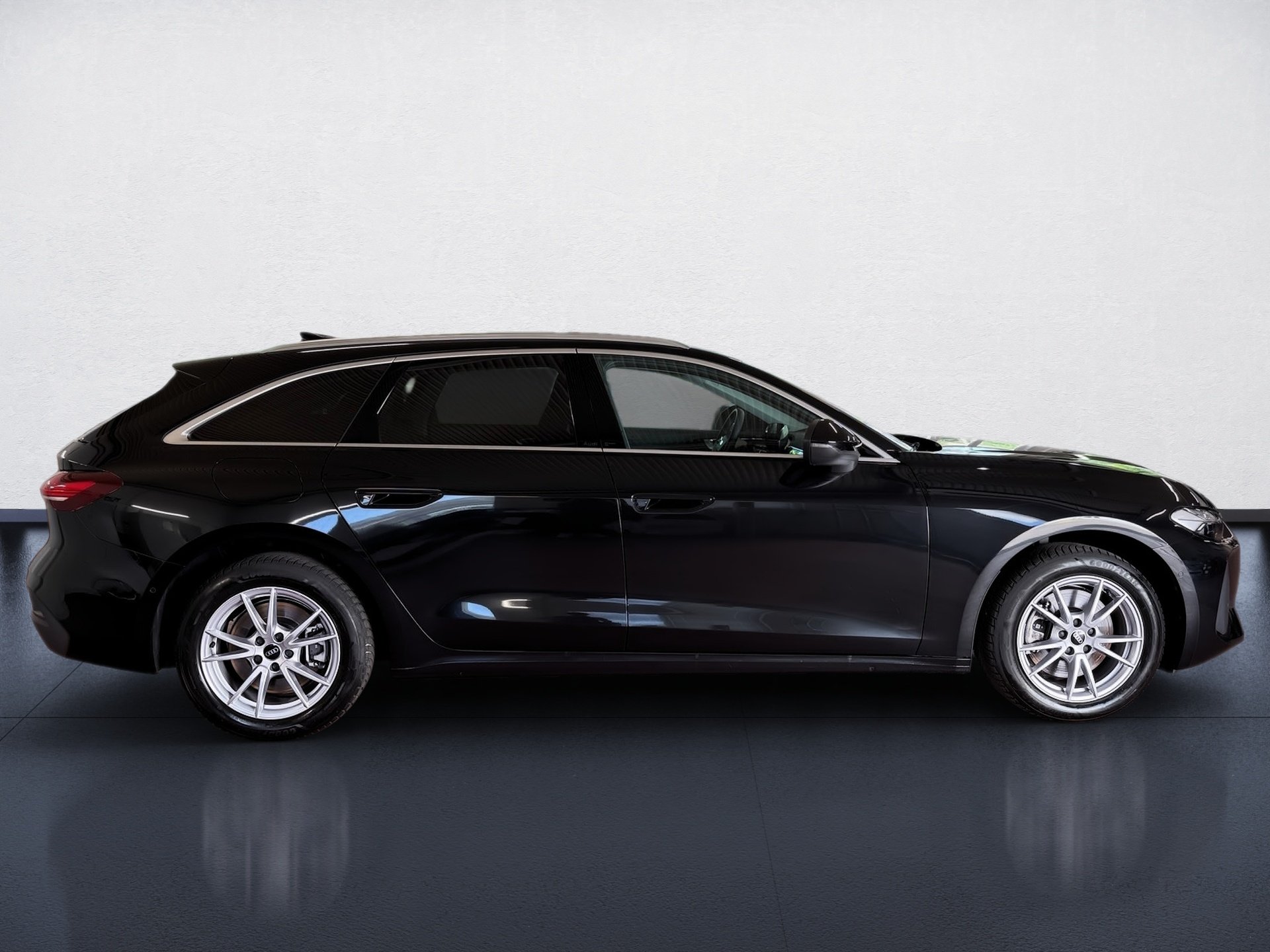 A5 Avant TDI S-tronic AHK Pano Navi ACC LED RFK
