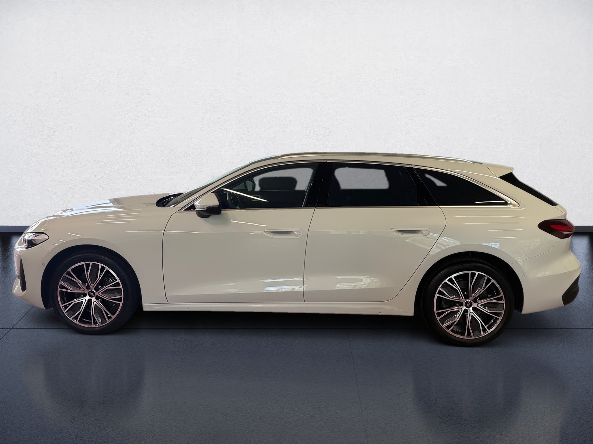 A5 Avant TDI S-tronic AHK Pano Navi ACC LED RFK