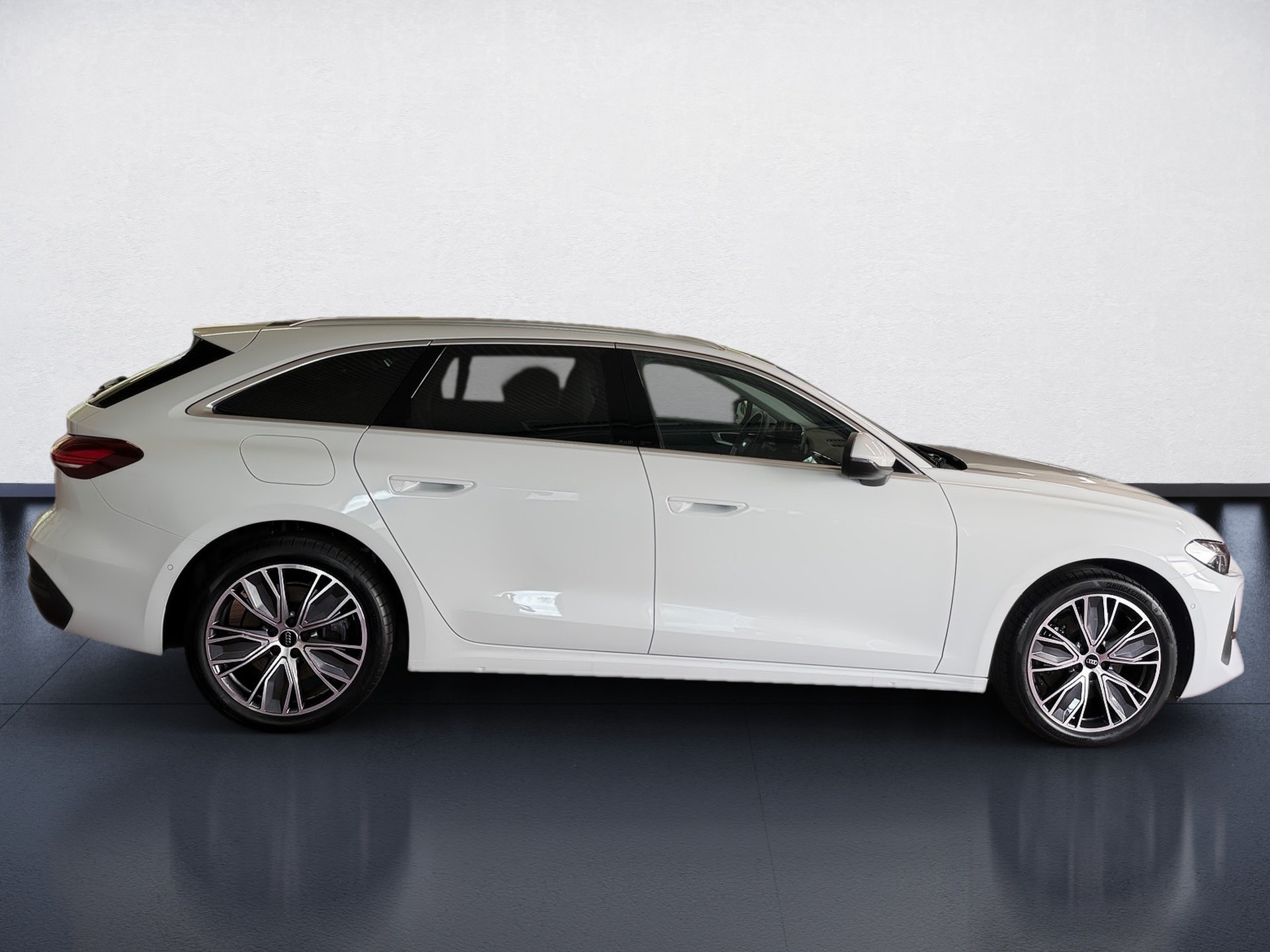 A5 Avant TDI S-tronic AHK Pano Navi ACC LED RFK