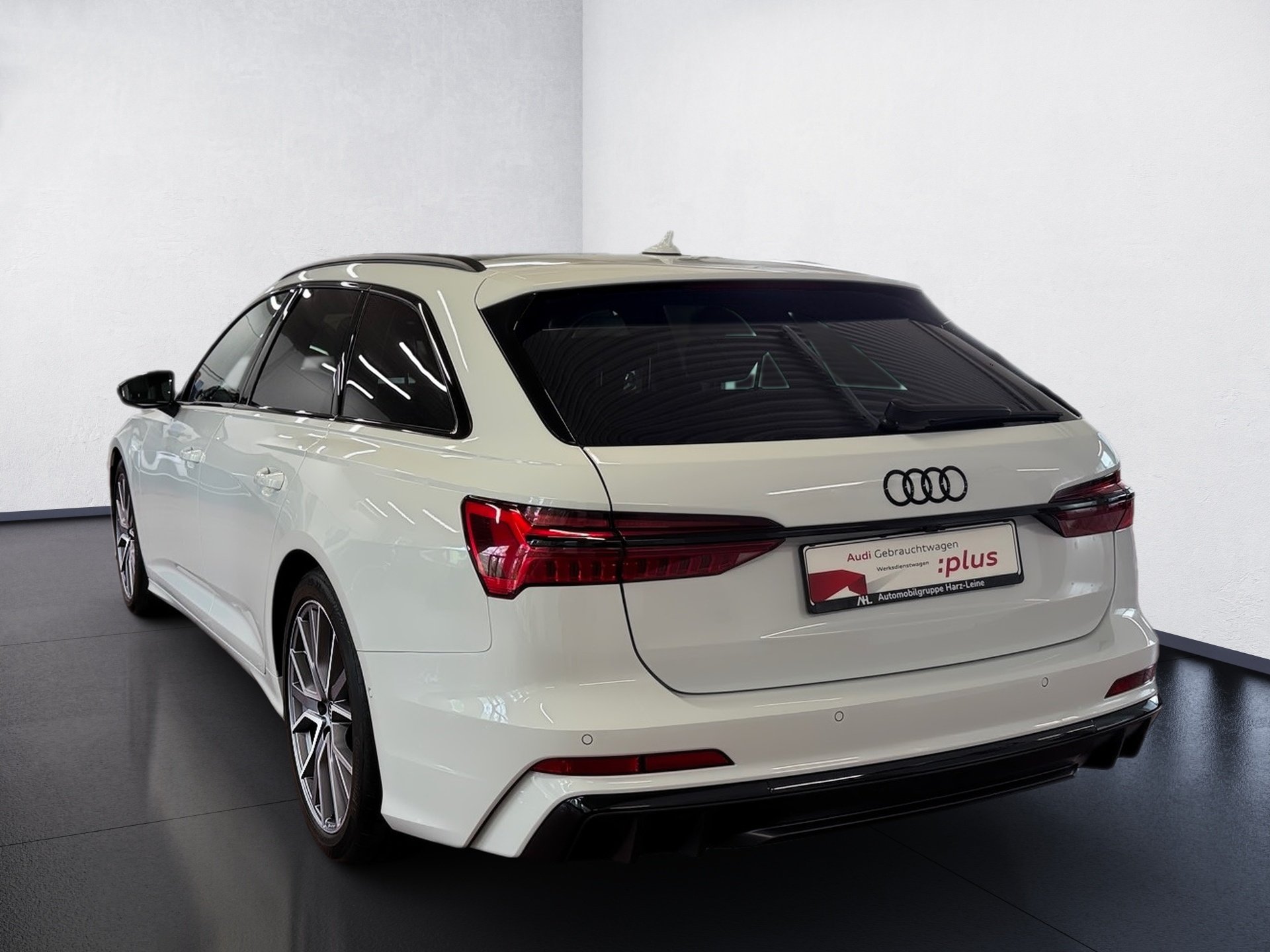 S6 Avant 3.0 TDI quattro Tiptronic Matrix HuD AHK Pano Standhzg.