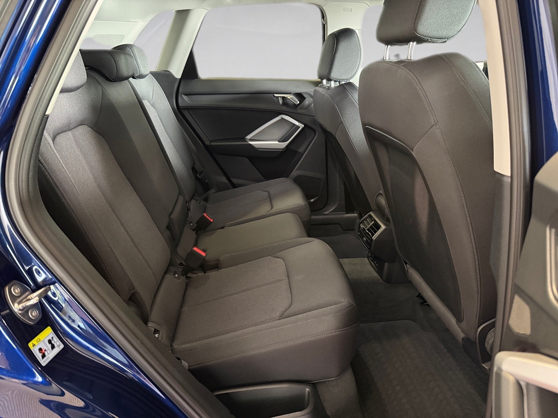 Q3 35 TDI advanced S-tronic AHK Navi ACC Sitzhzg.