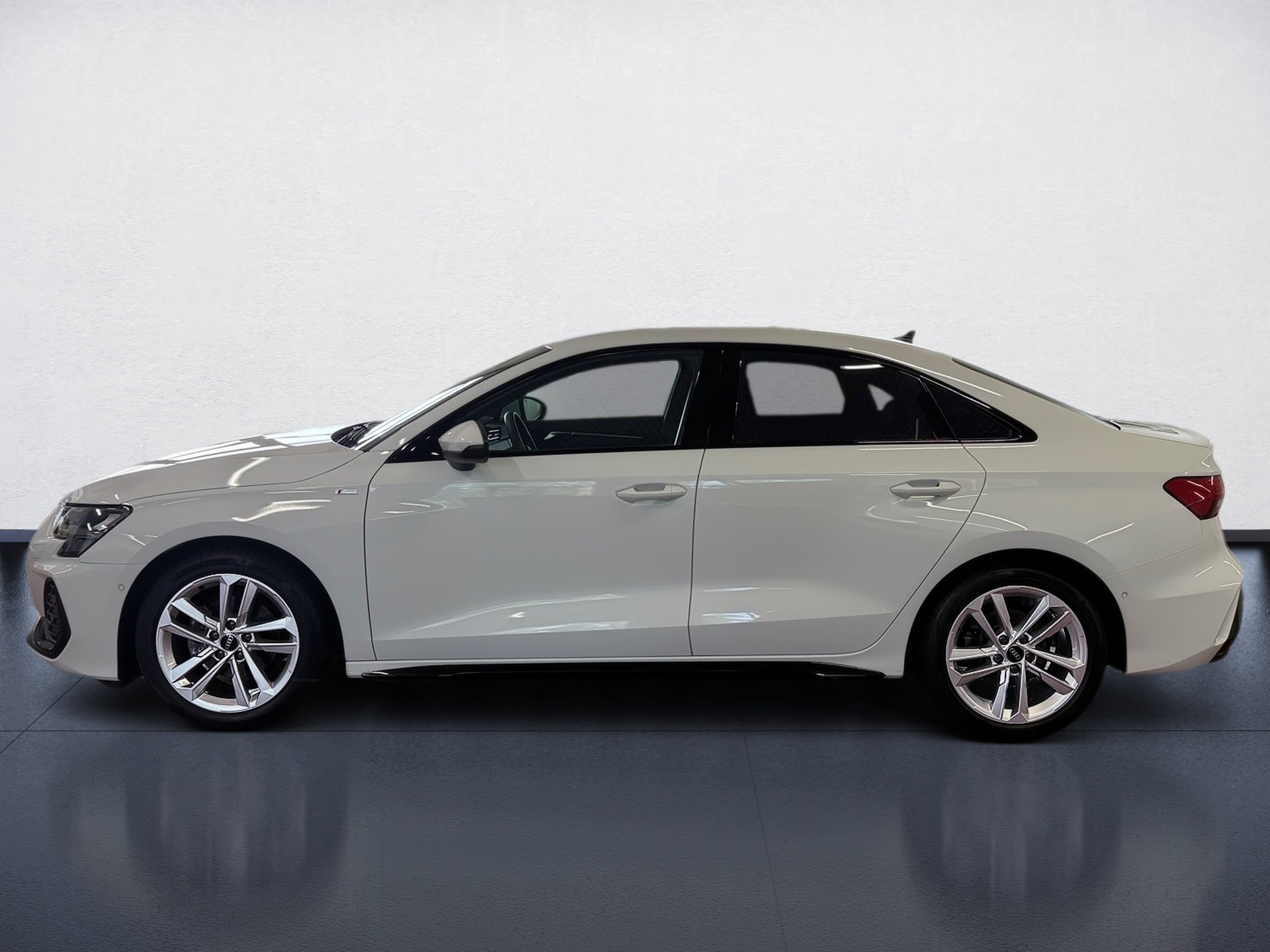 A3 Limousine 35 TDI S line S-tronic Navi ACC RFK Optik schwarz plus