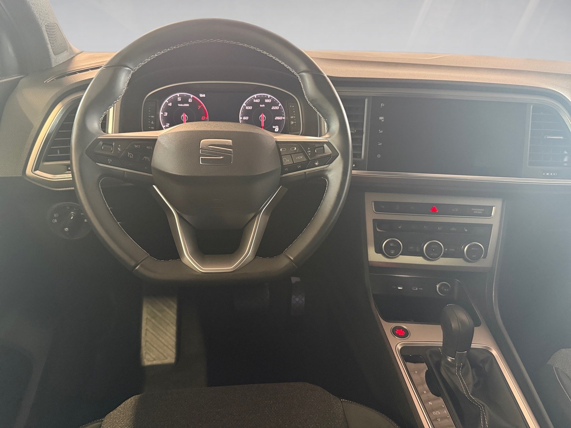 Ateca 1.5 TSI Xperience DSG Navi LED ACC SHZ FullLink