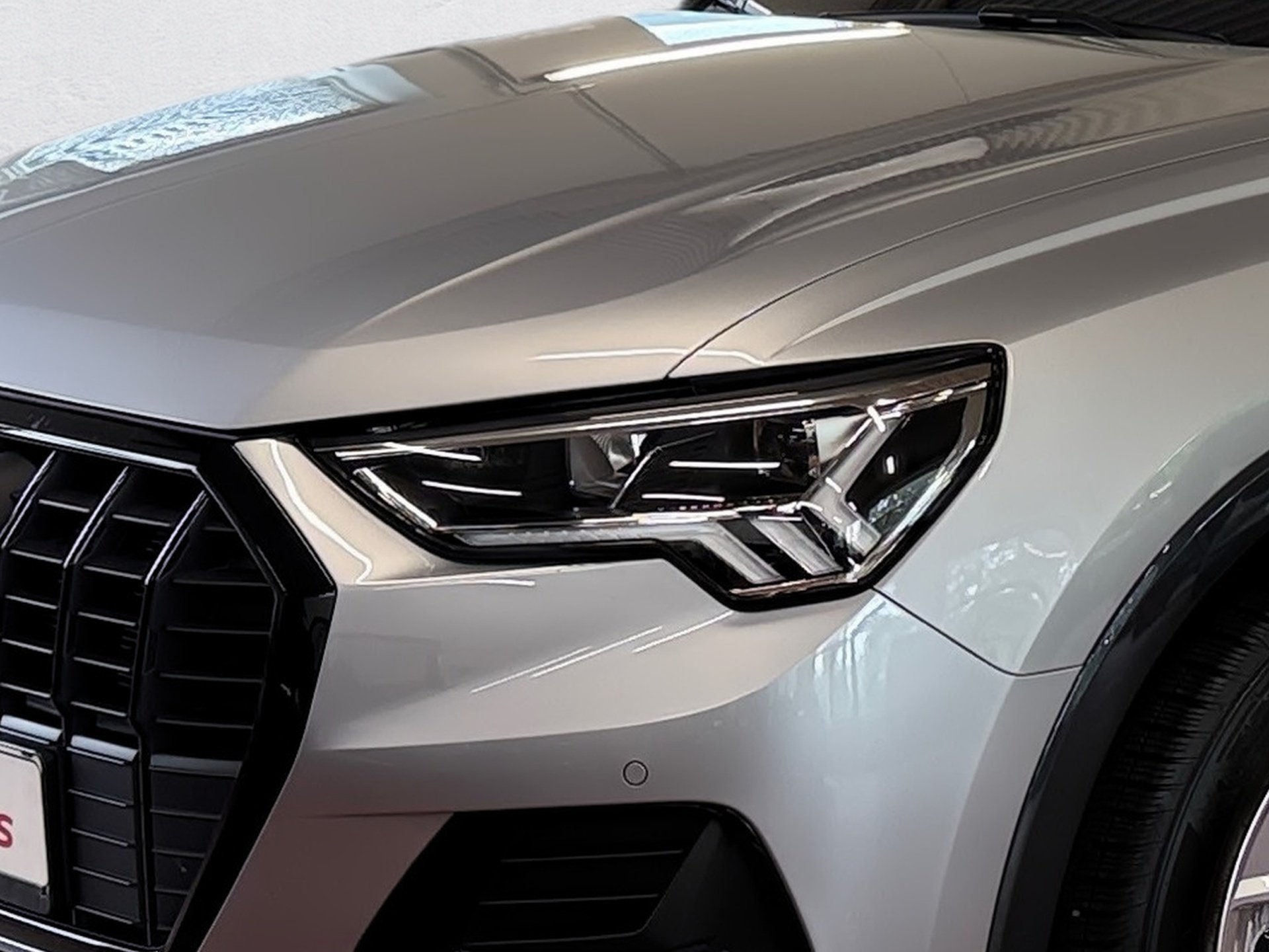 Q3 35 TFSI advanced S-tronic AHK Navi ACC LED Optik schwarz