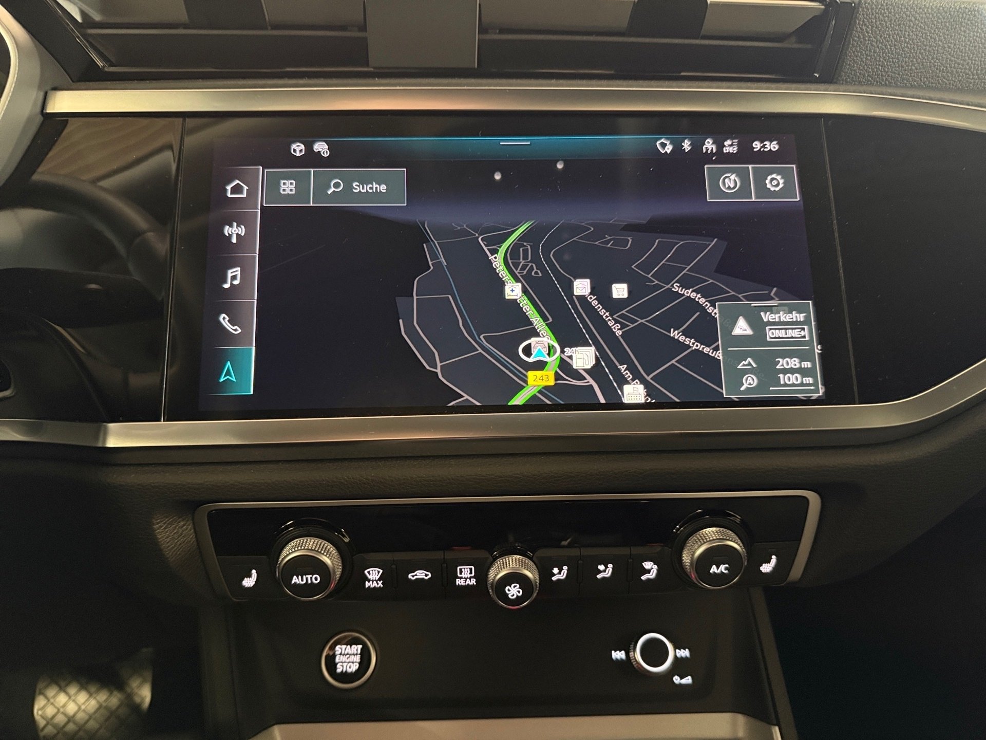 Q3 35 TFSI advanced S-tronic AHK Navi ACC LED Optik schwarz