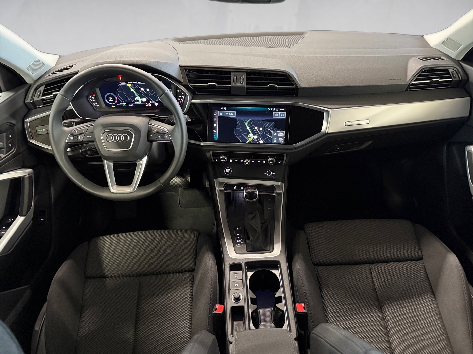 Q3 35 TFSI advanced S-tronic AHK Navi ACC LED Optik schwarz