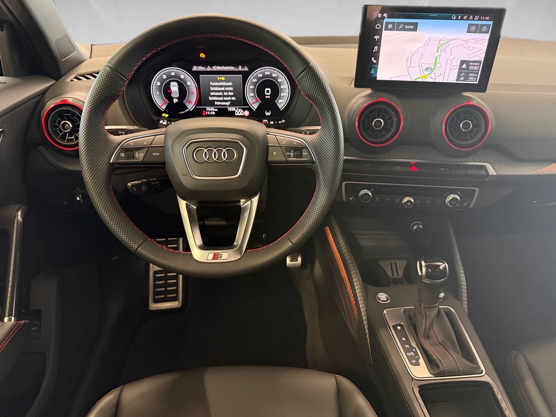 Q2 35 TFSI S line S-tronic AHK Navi ACC RFK Leder
