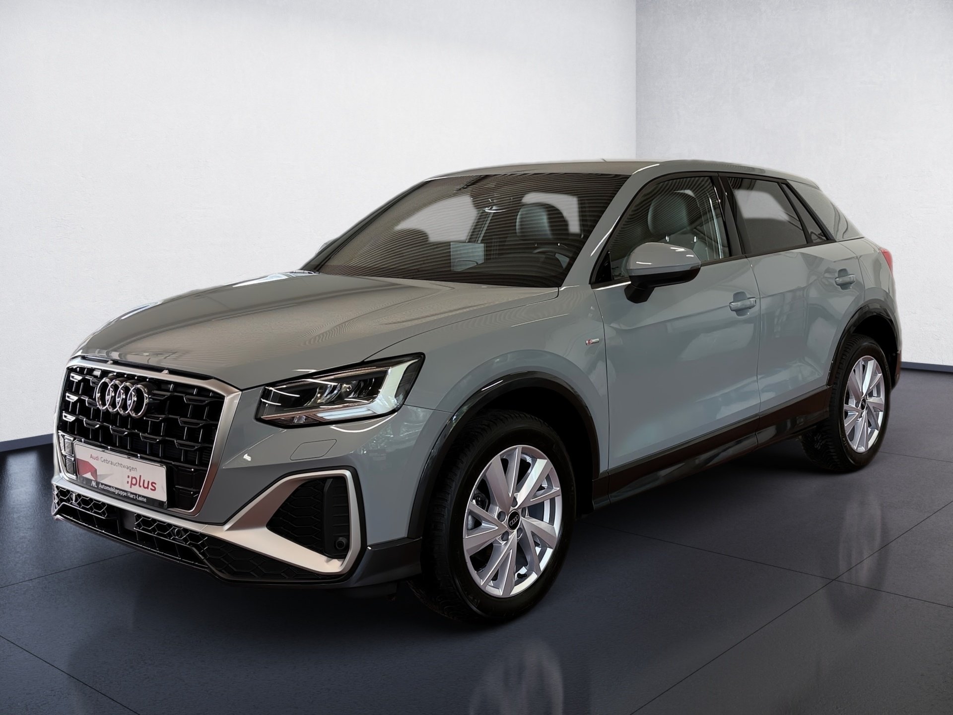 Q2 35 TFSI S line S-tronic AHK Navi ACC RFK Leder