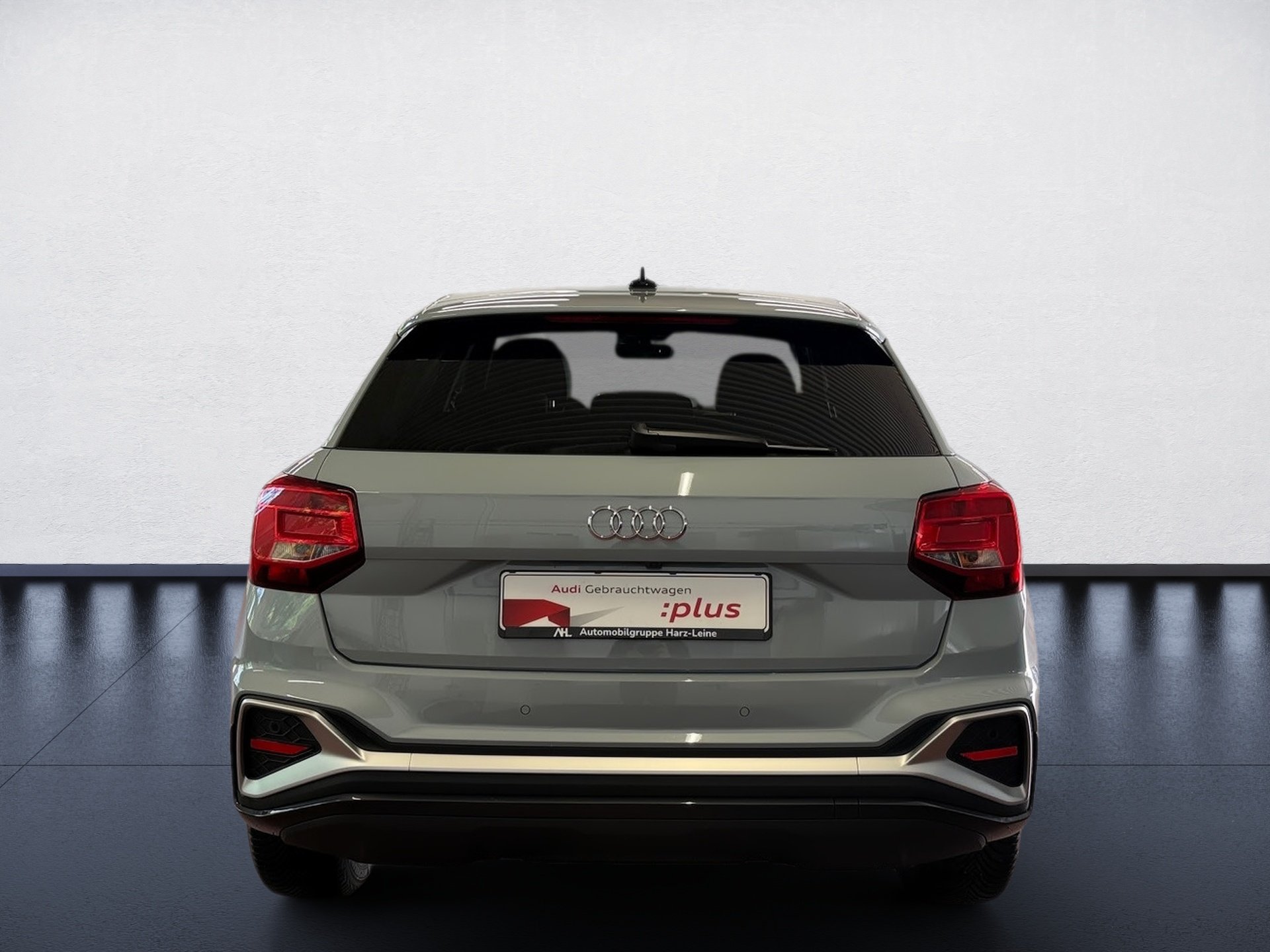 Q2 35 TFSI S line S-tronic AHK Navi ACC RFK Leder