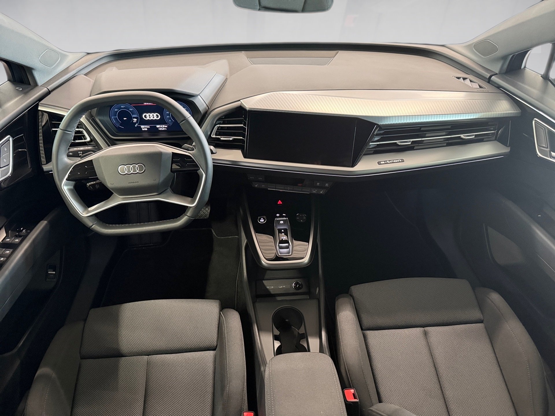 Q4 e-tron 45 quattro advanced Navi LED GRA Optik schwarz plus