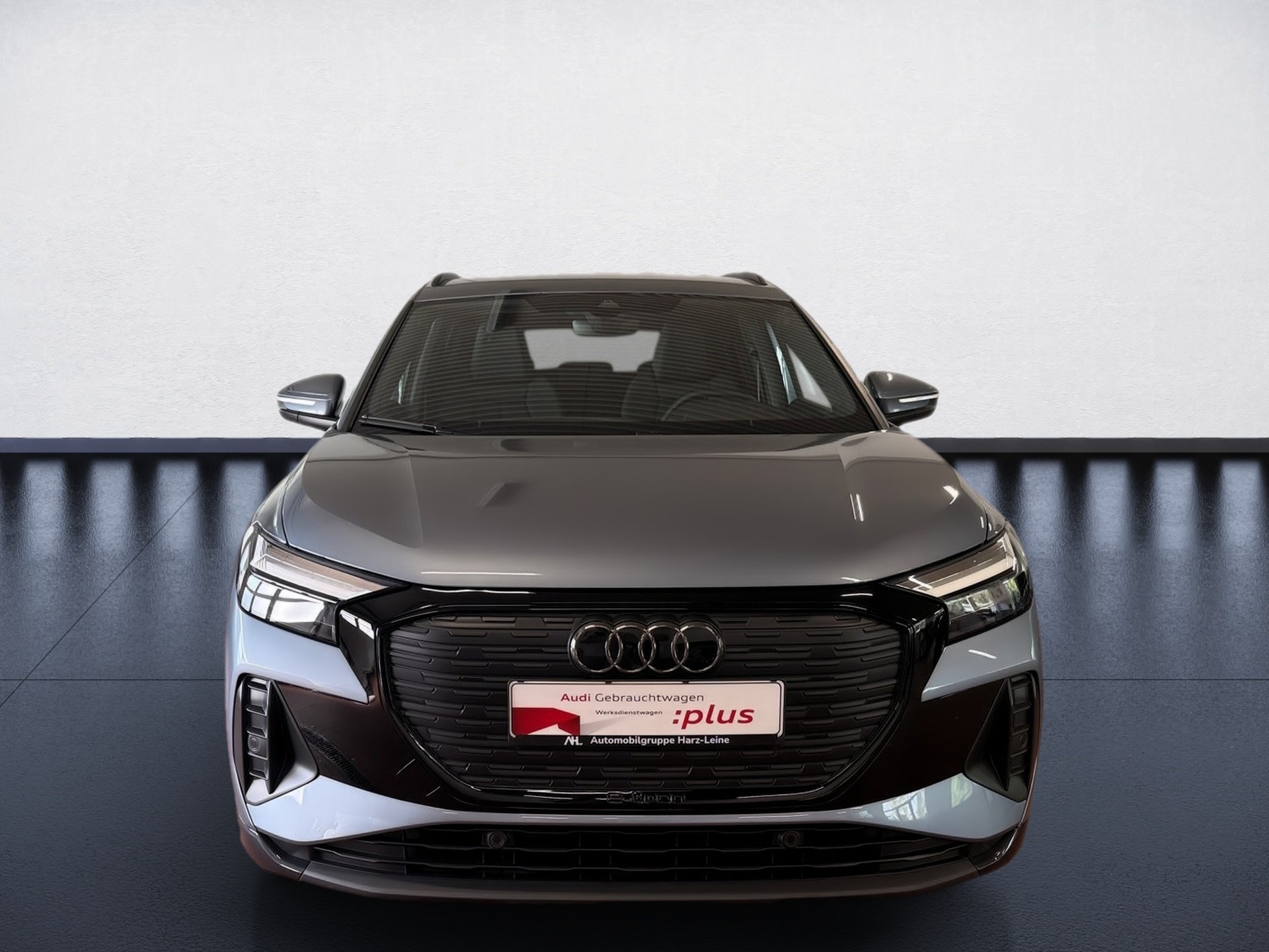 Q4 e-tron 45 quattro advanced Navi LED GRA Optik schwarz plus