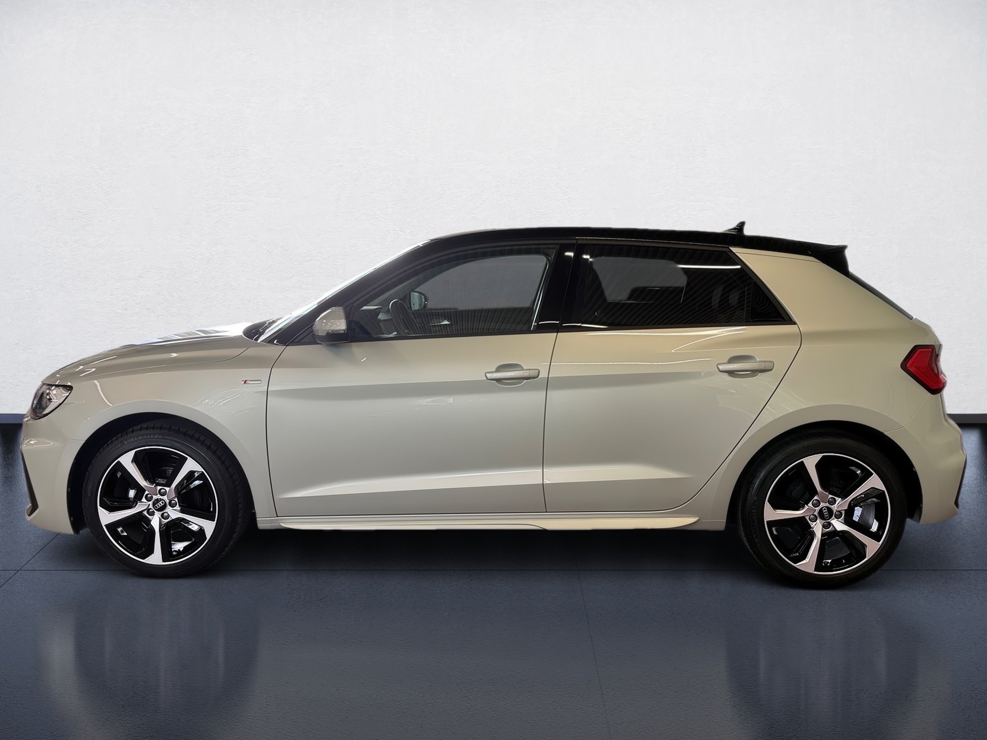 A1 Sportback 25 TFSI S line S-tronic LED Navi ACC SHZ