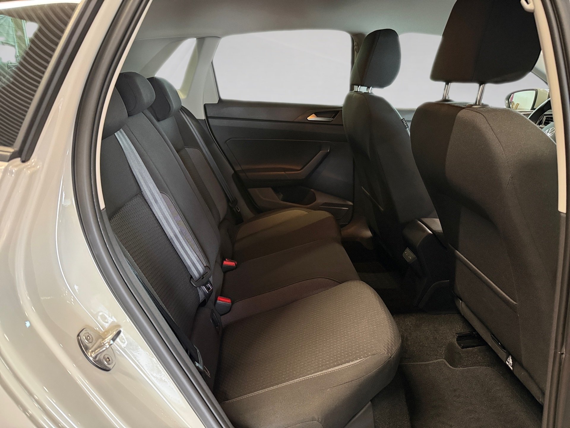 Polo 1.0 TSI Life DSG LED Navi PDC RFK SHZ AUT