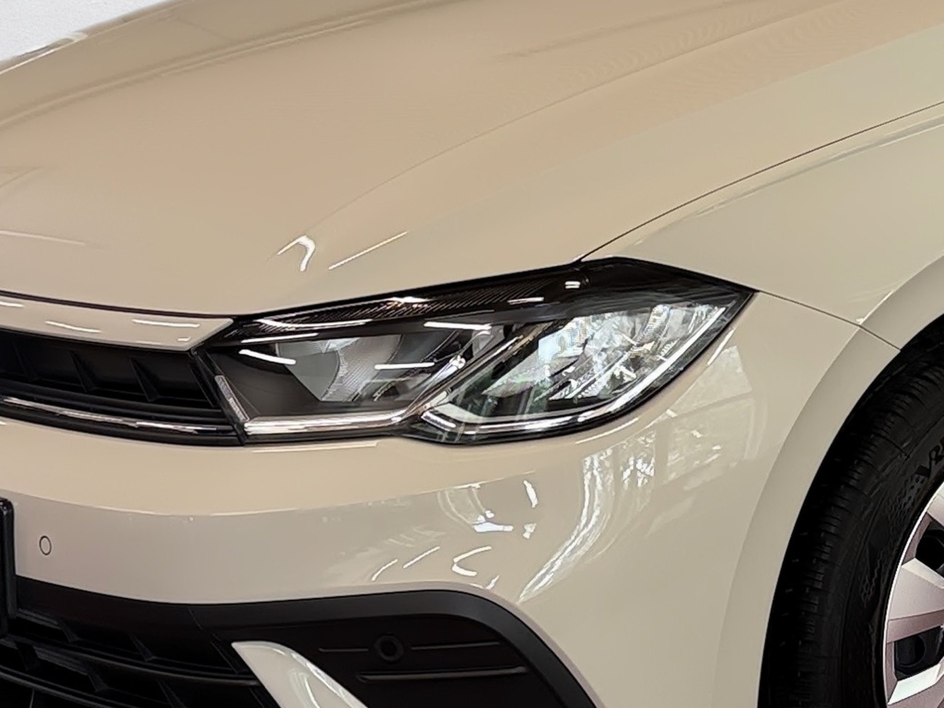 Polo 1.0 TSI Life DSG LED Navi PDC RFK SHZ AUT