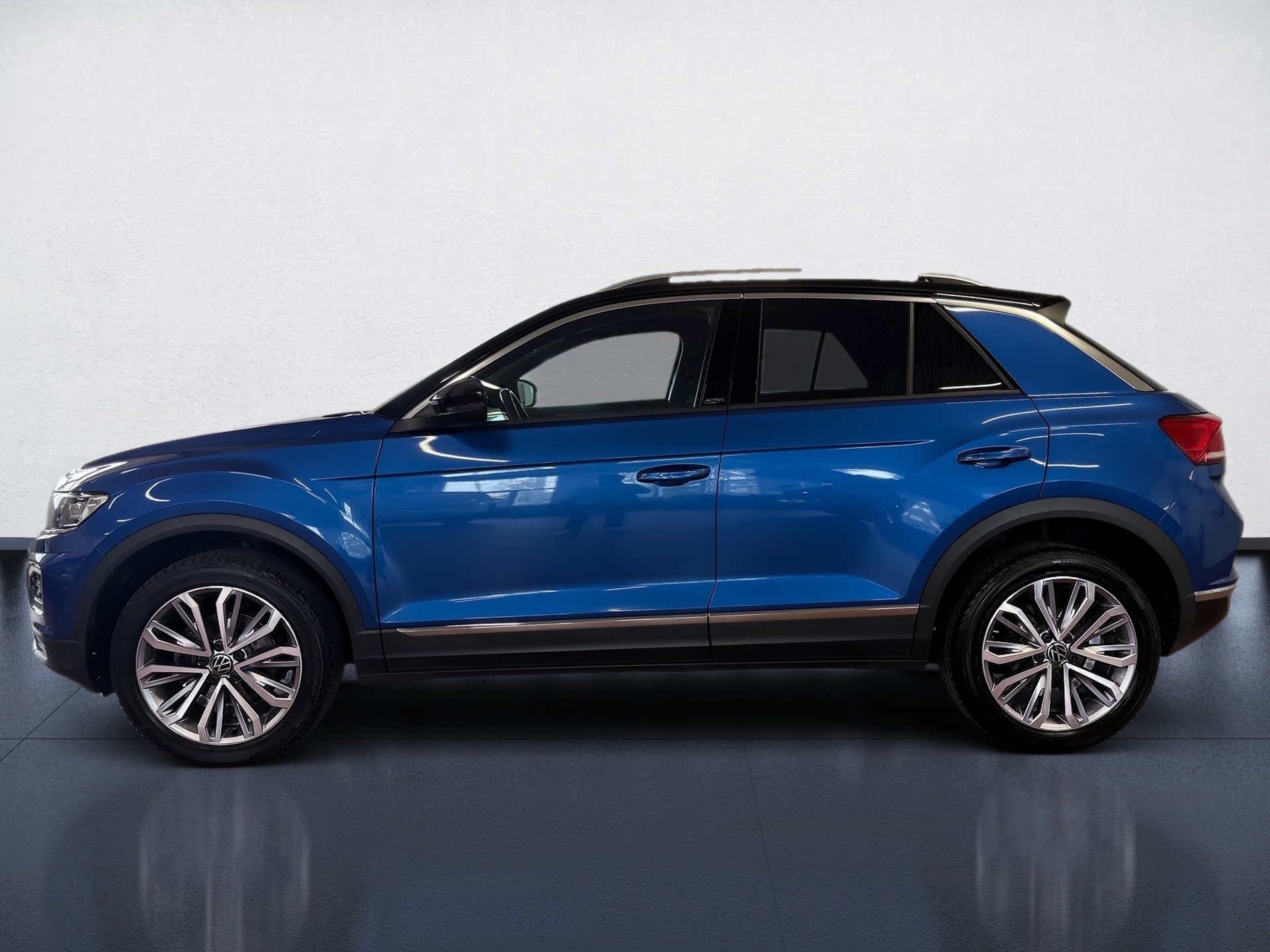 T-Roc 1.5 TSI Active DSG LED Navi ACC RFK ACC LM