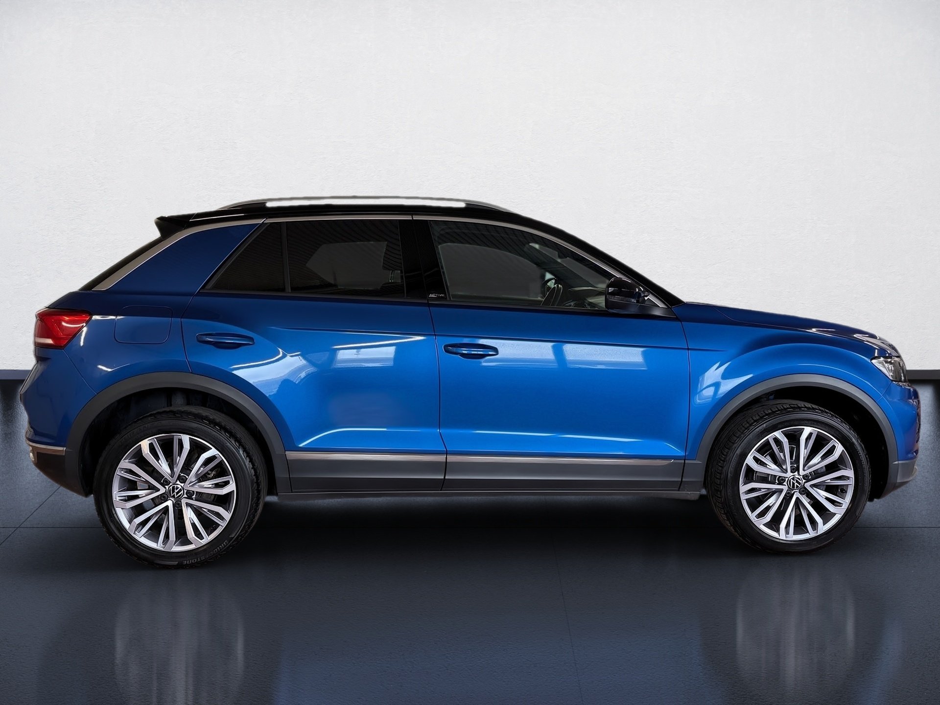 T-Roc 1.5 TSI Active DSG LED Navi ACC RFK ACC LM