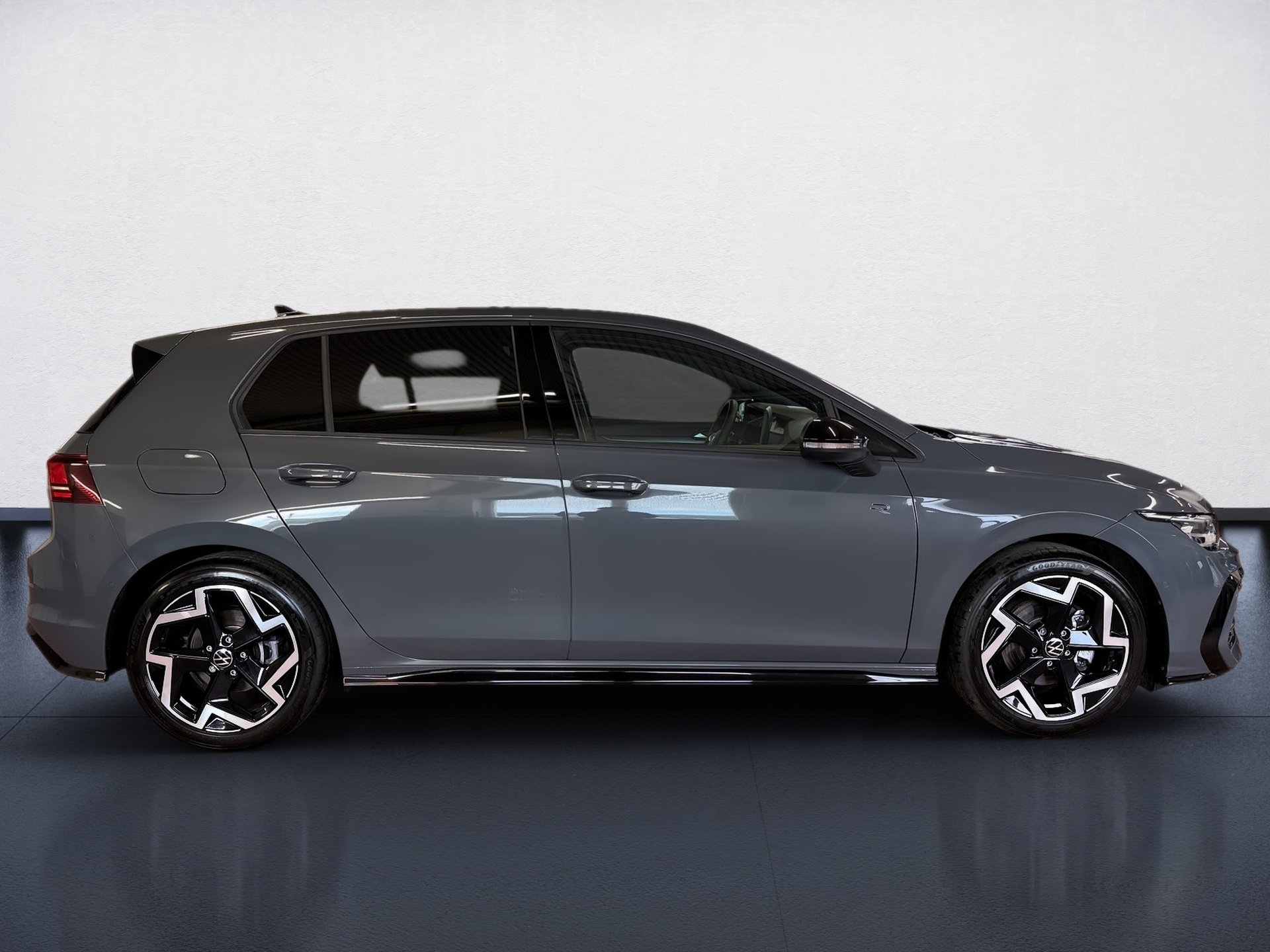 Golf 1.5 eTSI R-Line DSG BlackStyle LED ACC HuD Navi