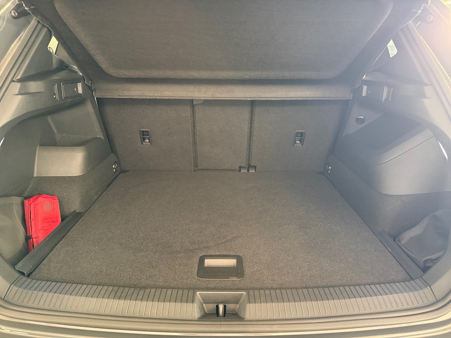 Tiguan 1.5 eTSI R-Line Black-Style Matrix HuD AHK 360°