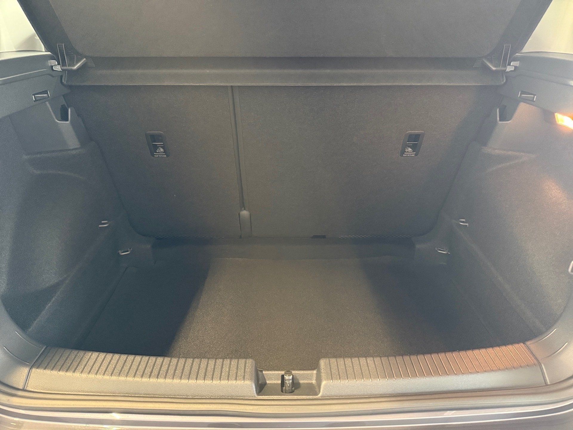 T-Cross 1.0 TSI LED Klima SHZ PDC App-Connect
