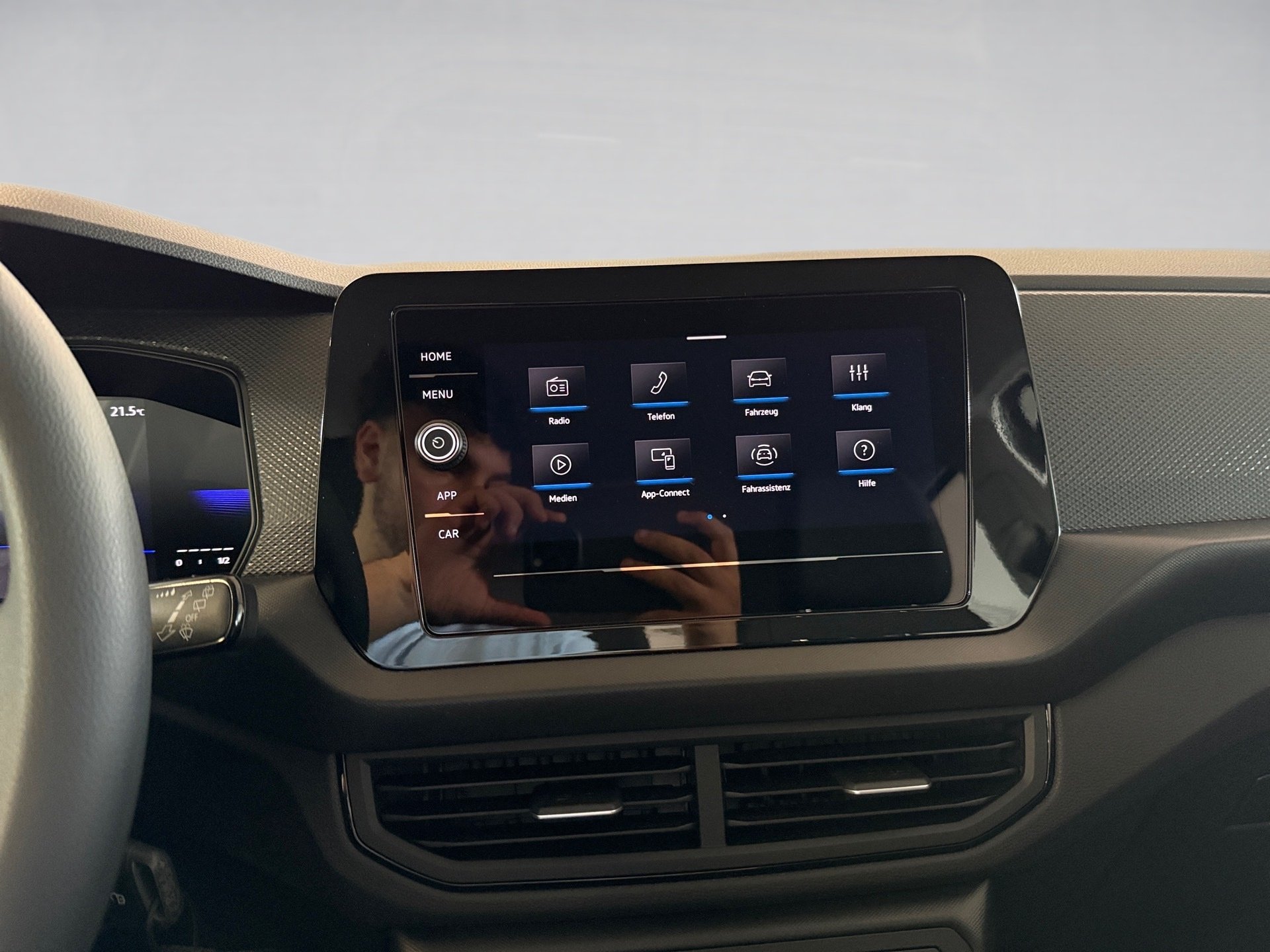 T-Cross 1.0 TSI LED Klima SHZ PDC App-Connect